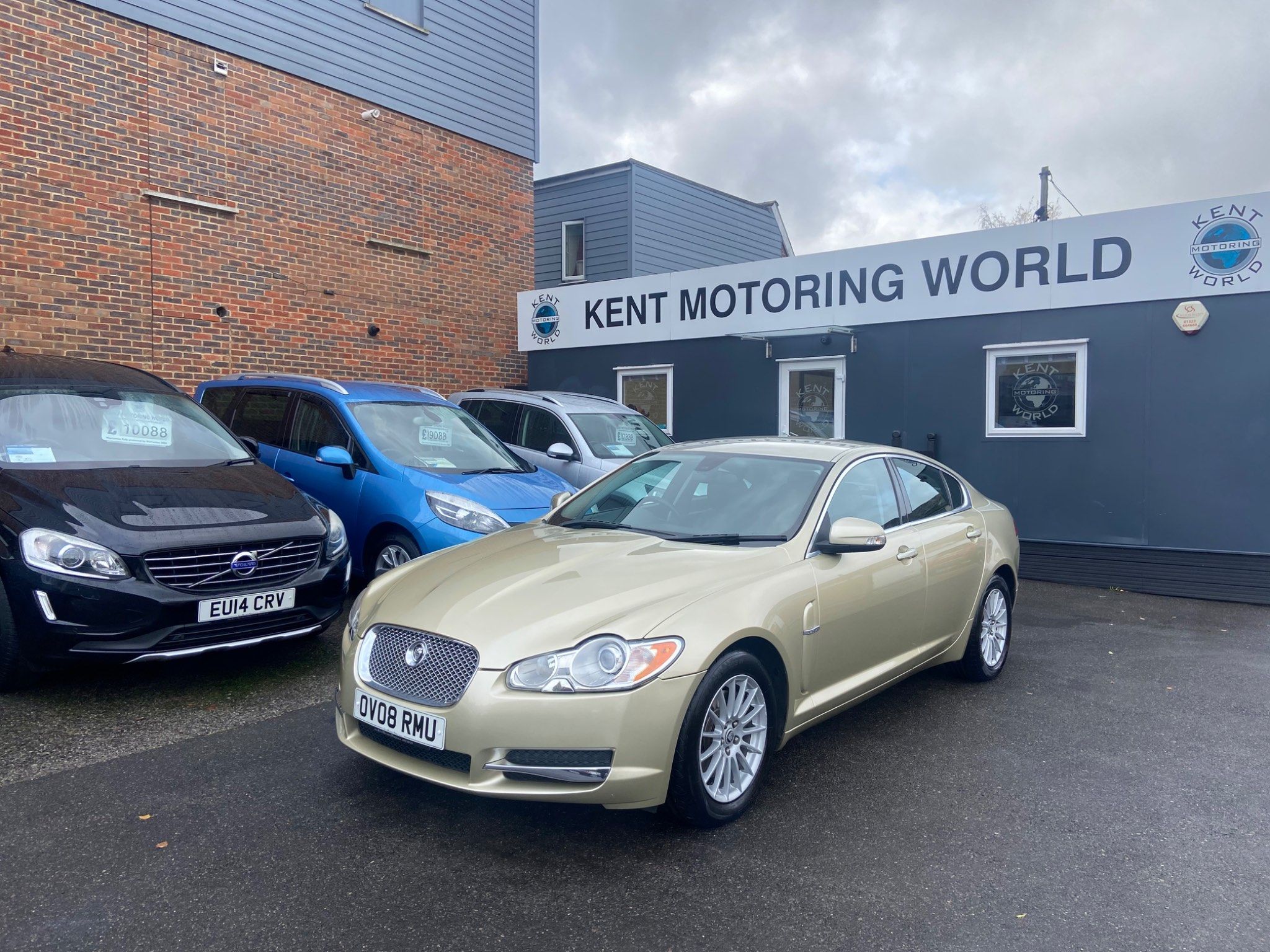 Jaguar XF LUXURY V6 4-Door 2008