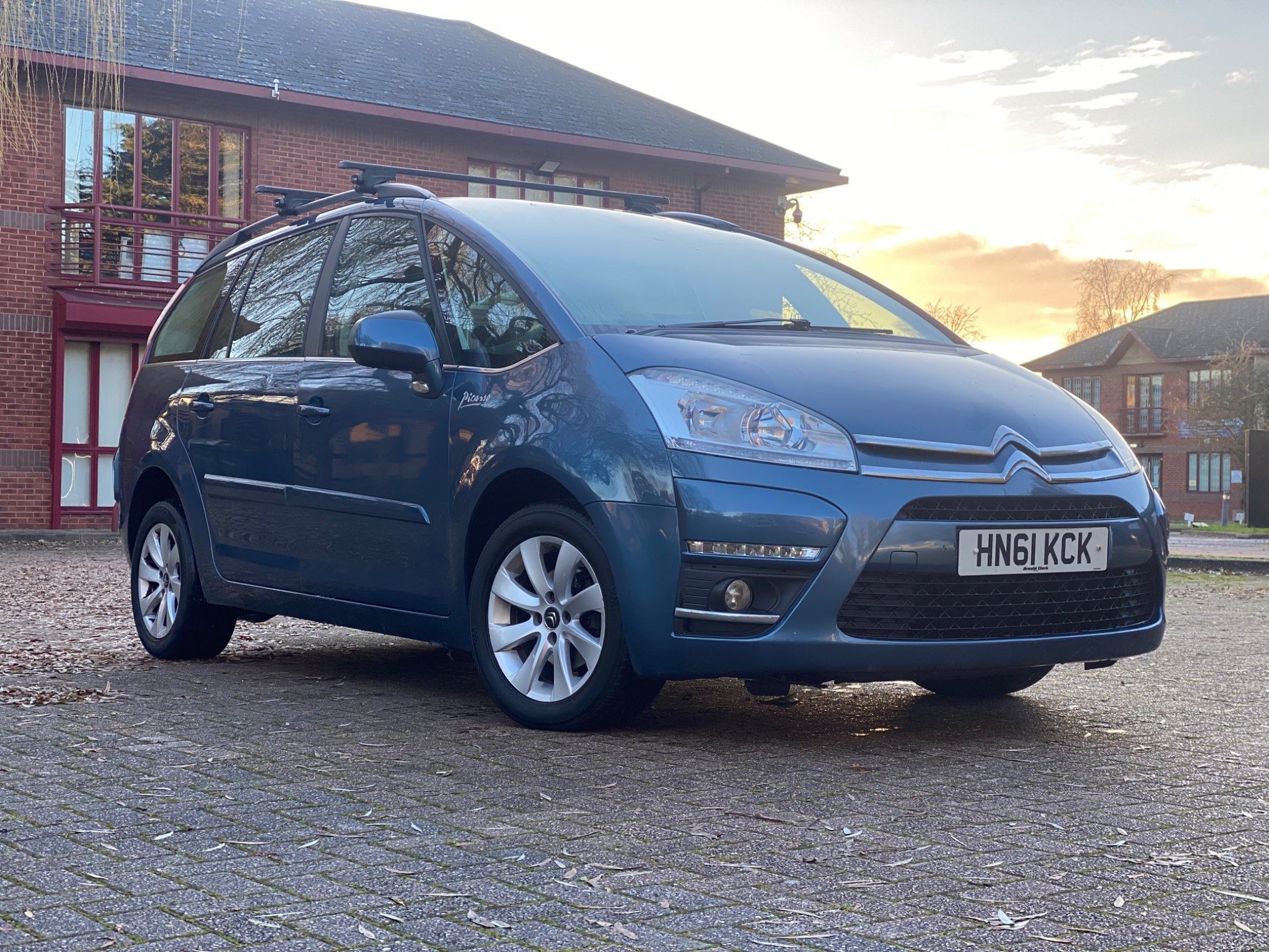 Citroen C4 Grand Picasso VTR PLUS HDI 5-Door 2012