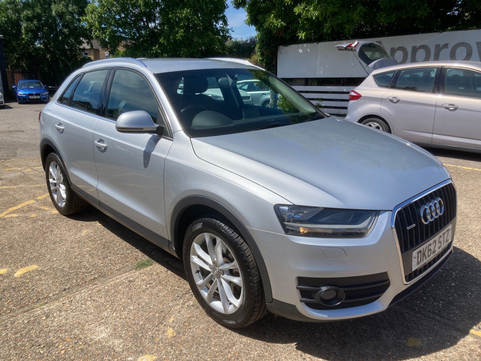 Audi Q3 TDI QUATTRO SE 5-Door 2012