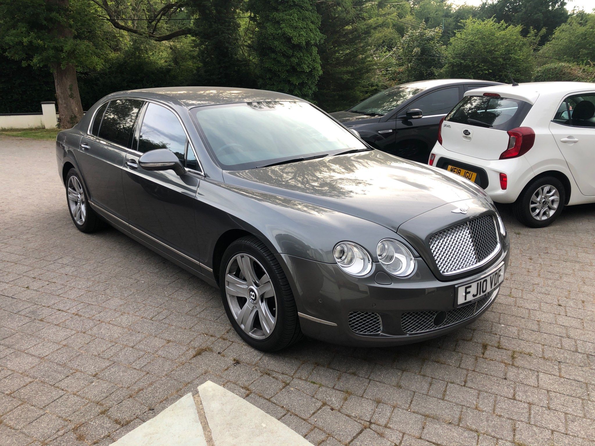 Bentley Continental Flying Spur FLYING SPUR 4-Door 2010