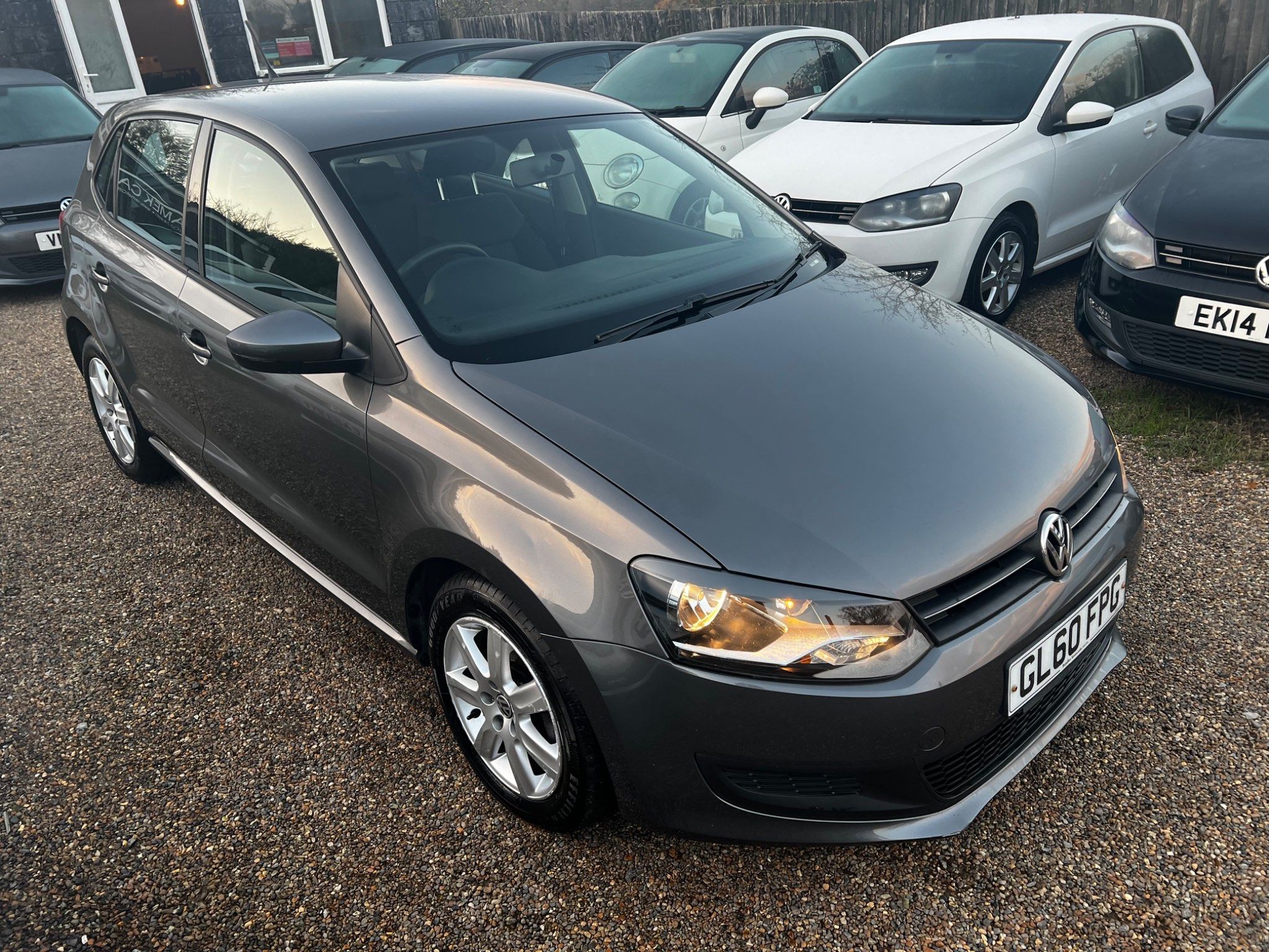 Volkswagen Polo SE 5-Door 2011