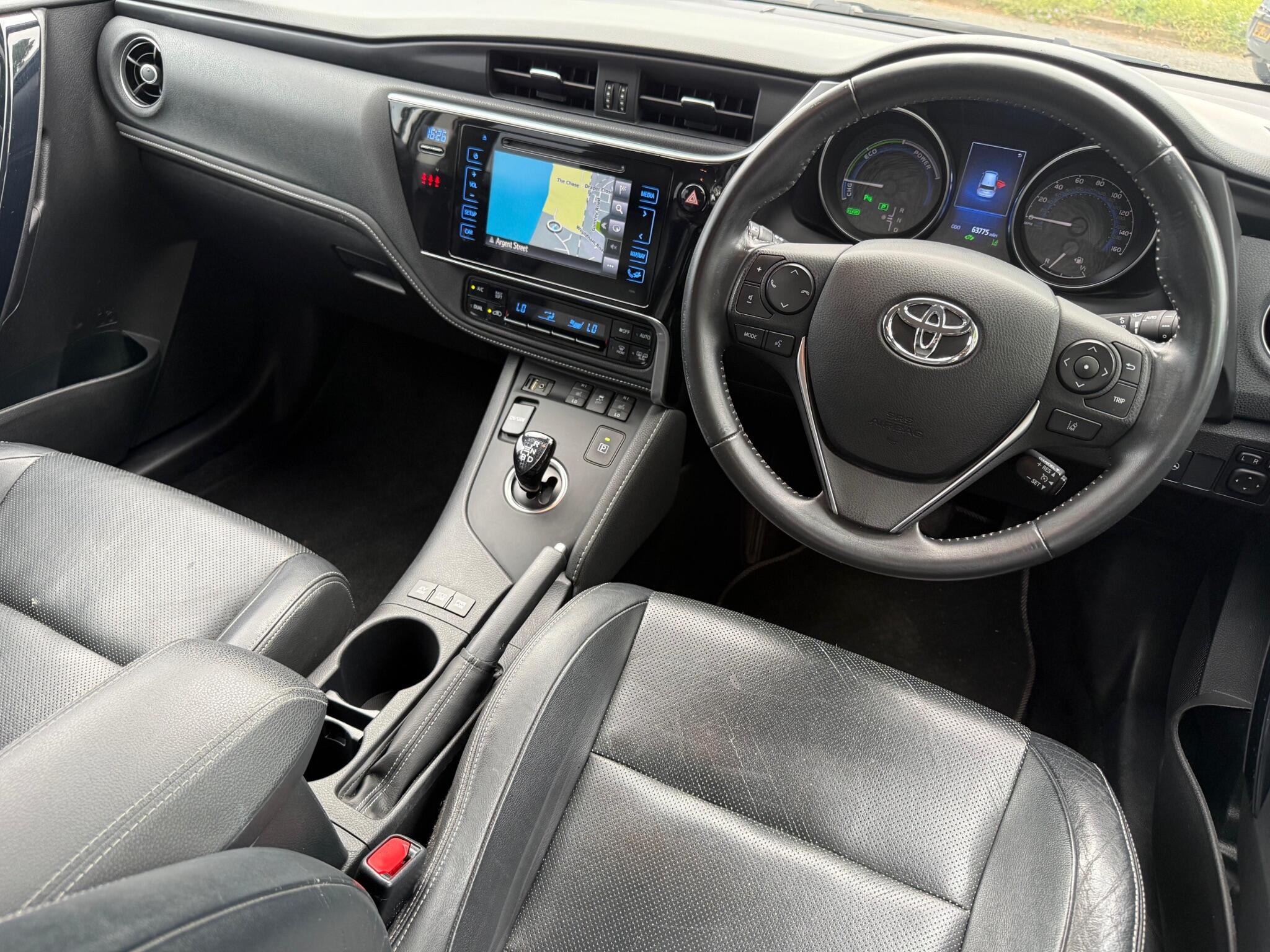 Toyota Auris