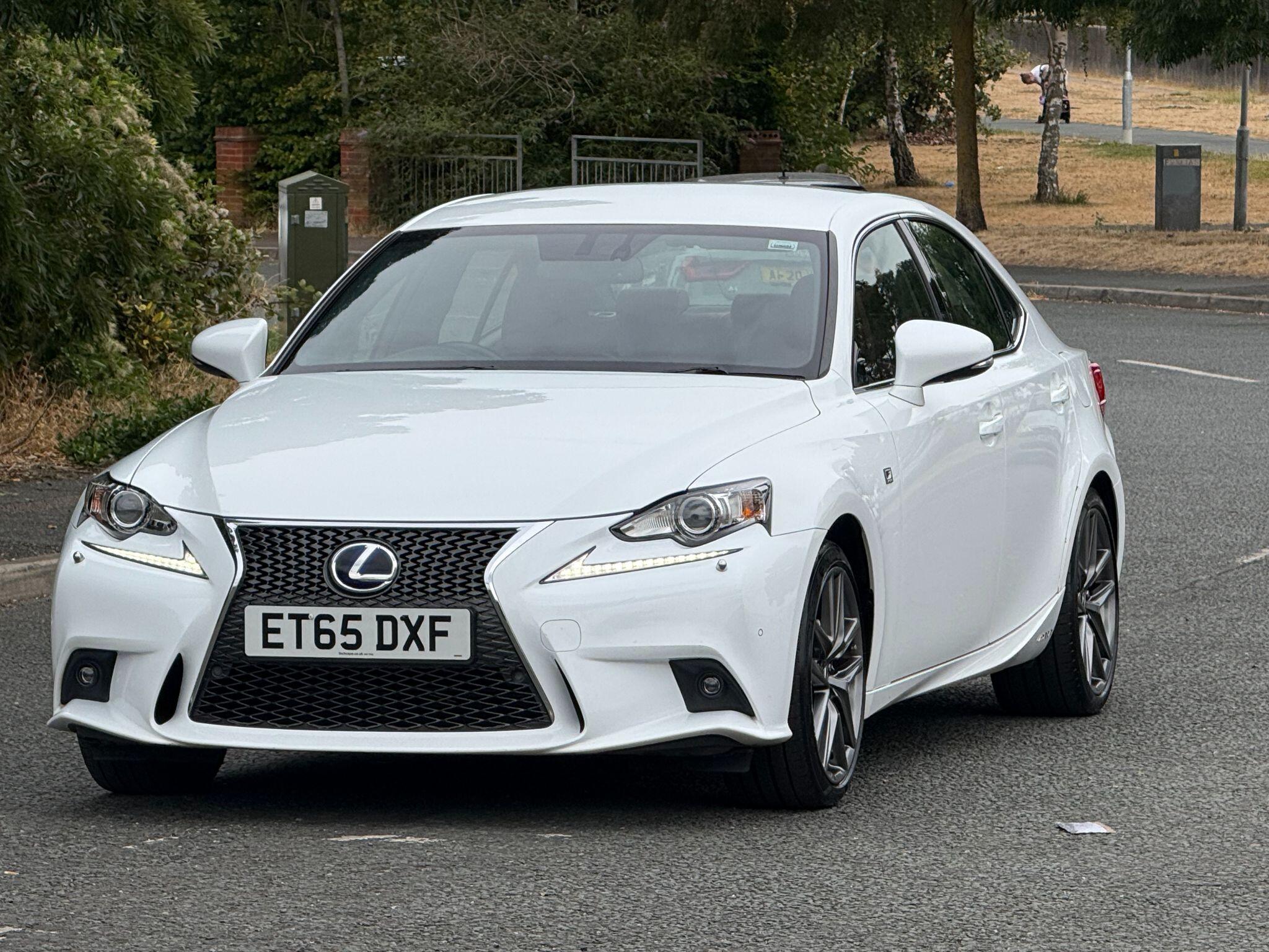 Lexus Is