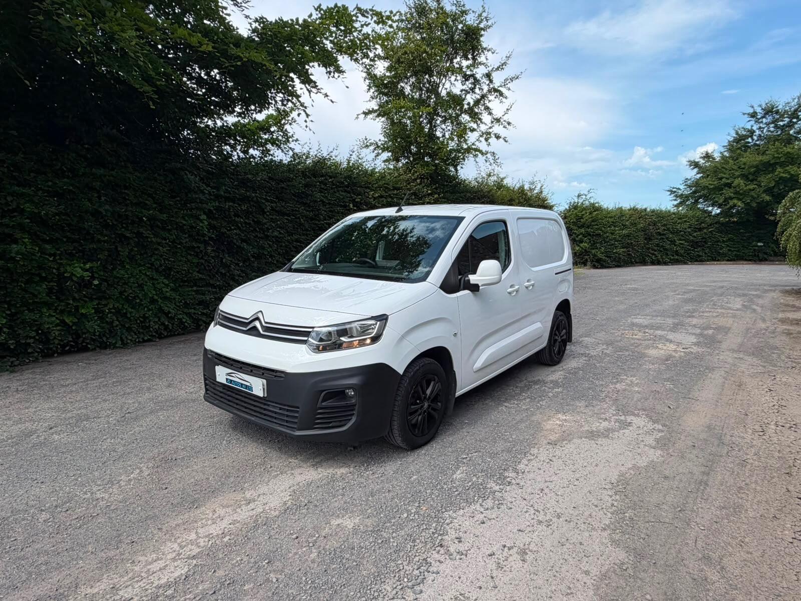 2020 Citroen Berlingo 1.5 BlueHDi 1000 Driver M SWB Euro 6 (s/s) 5dr - vehicle photo 3 for sale on PureCar