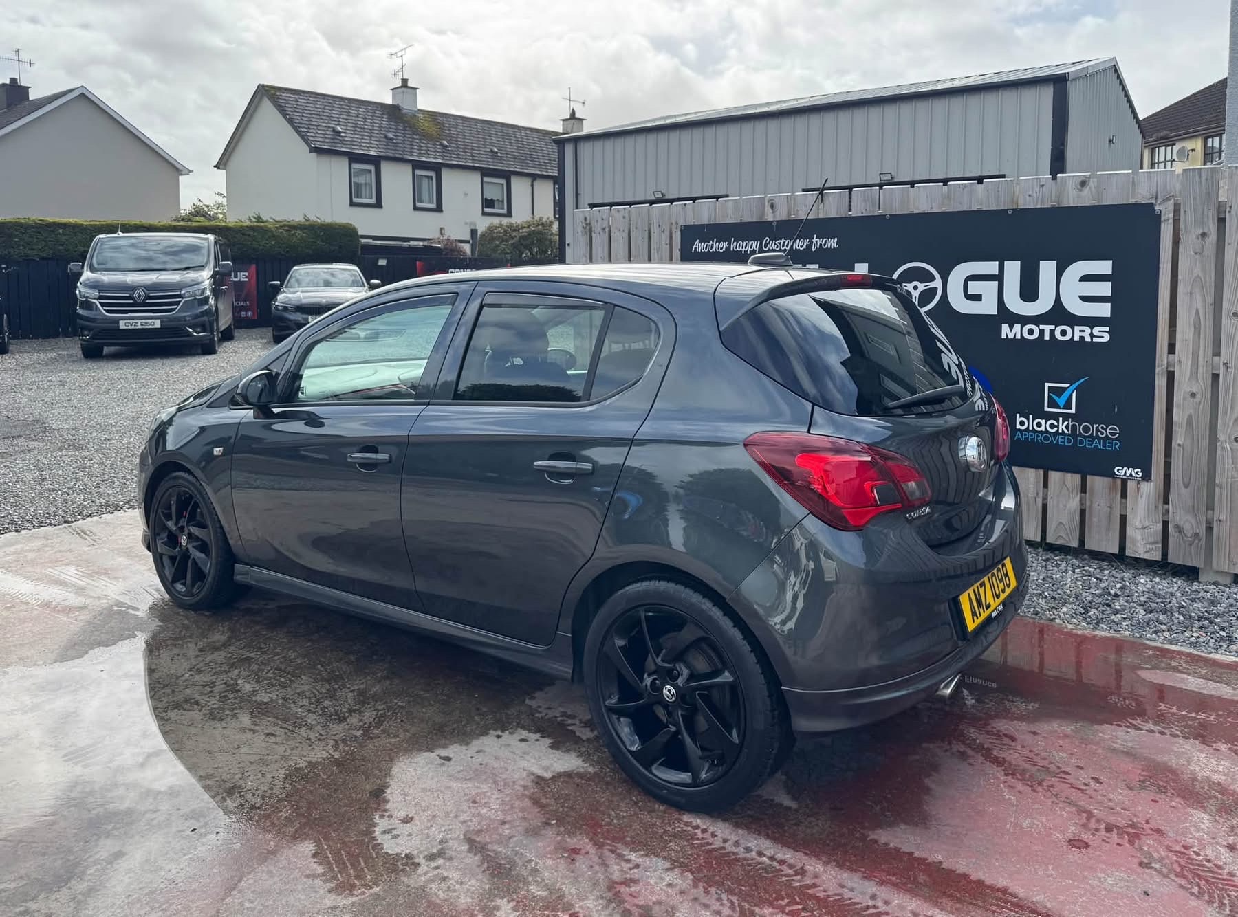 2018 Vauxhall Corsa 1.4i ecoTEC SRi VX Line Nav Black Hatchback 5dr Petrol Manual Euro 6 (90 ps) - vehicle photo 4 for sale on PureCar