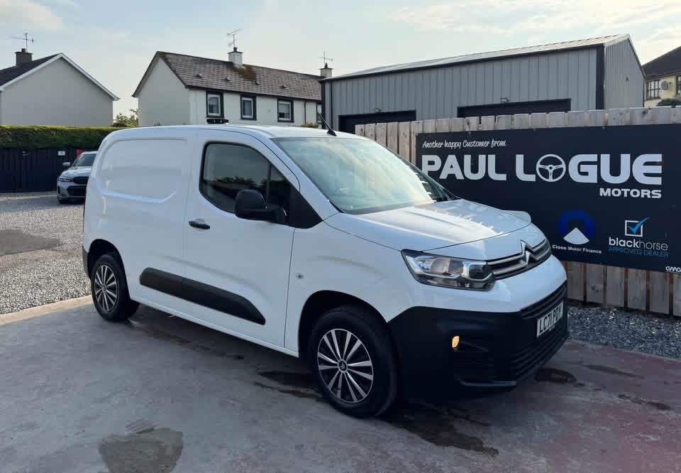 2022 Citroen Berlingo 1.5 BlueHDi 650 Enterprise M Pro Panel Van 5dr Diesel Manual SWB Euro 6 (75 ps) - vehicle photo 2 for sale on PureCar