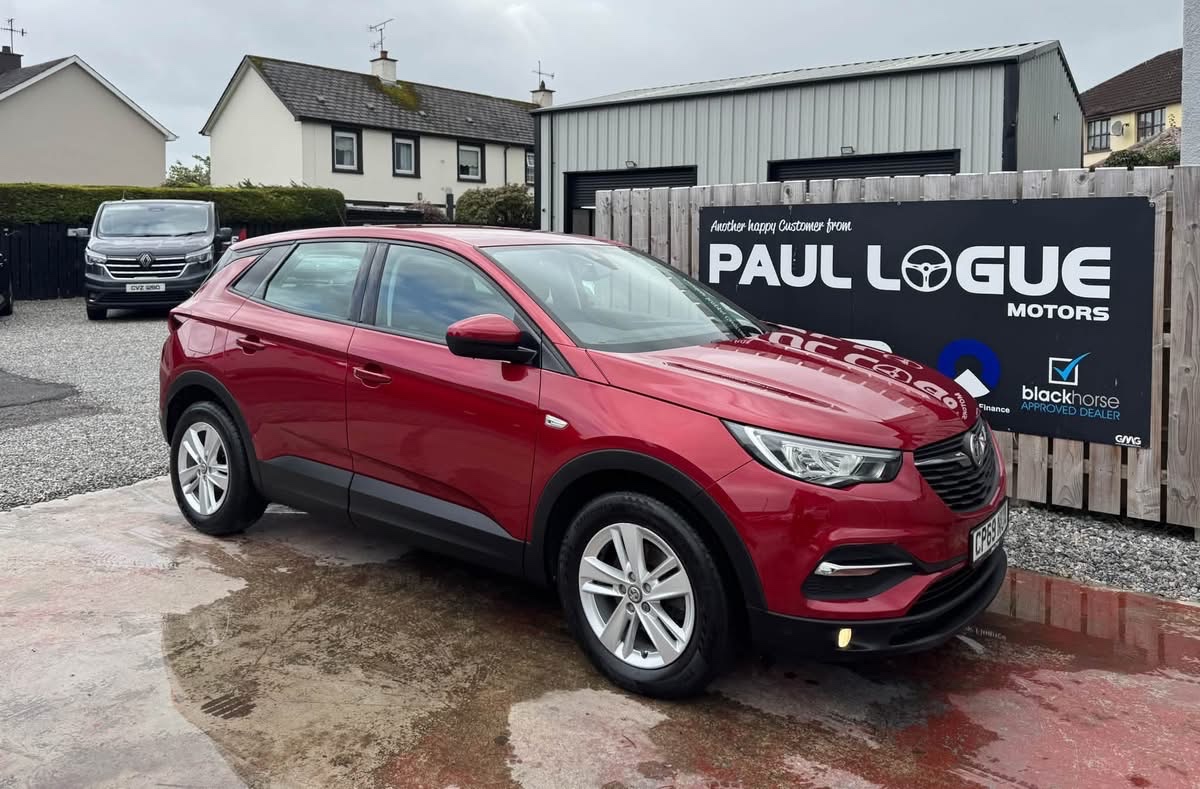 2020 Vauxhall Grandland X 1.5 Turbo D BlueInjection SE SUV 5dr Diesel Manual Euro 6 (s/s) (130 ps) - vehicle photo 2 for sale on PureCar