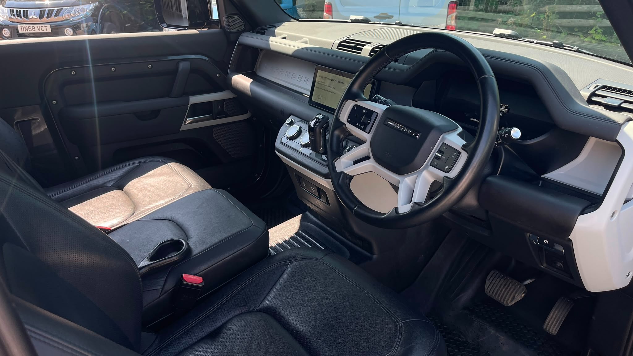 2024 24 LAND ROVER DEFENDER
