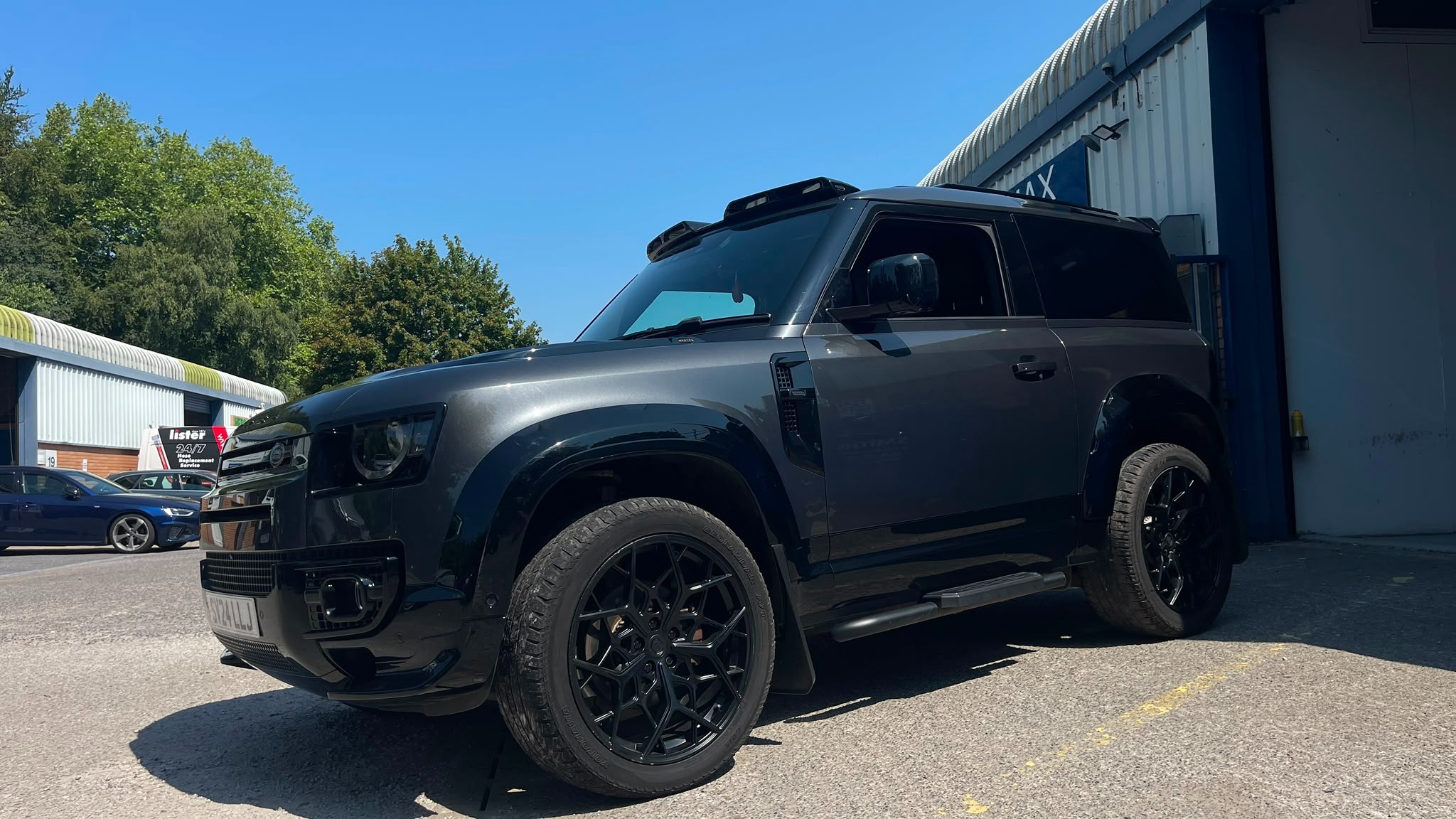 2024 24 LAND ROVER DEFENDER