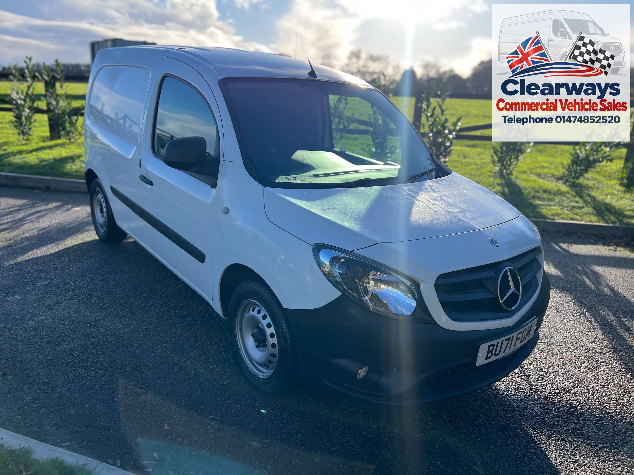 White 2021 Mercedes-Benz Citan Van Front-wheel drive Manual