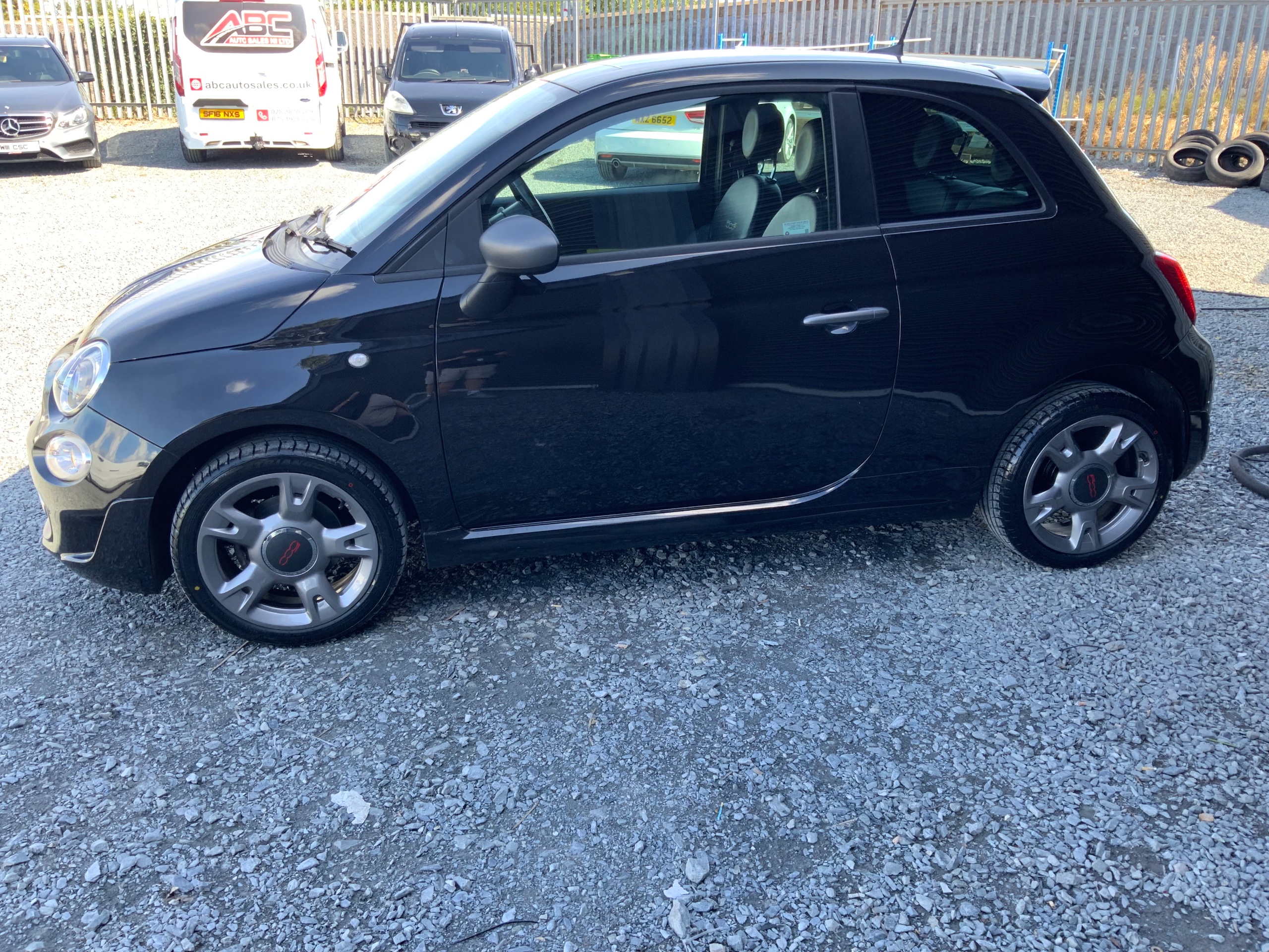 2016 Fiat 1.2 S Hatchback 3dr Petrol Manual Euro 6 (s/s) (69 bhp) - vehicle photo 4 for sale on PureCar