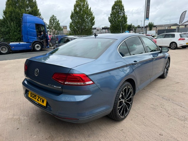 2015 Volkswagen Passat 2.0 TDI BlueMotion Tech SE Business Saloon 4dr Diesel Manual Euro 6 (s/s) (150 ps) - vehicle photo 4 for sale on PureCar