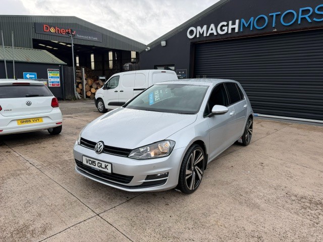 2015 Volkswagen Golf 1.6 TDI BlueMotion Tech Match Hatchback 5dr Diesel Manual Euro 5 (s/s) (105 ps) - vehicle photo 2 for sale on PureCar