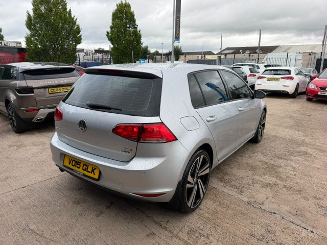 2015 Volkswagen Golf 1.6 TDI BlueMotion Tech Match Hatchback 5dr Diesel Manual Euro 5 (s/s) (105 ps) - vehicle photo 4 for sale on PureCar