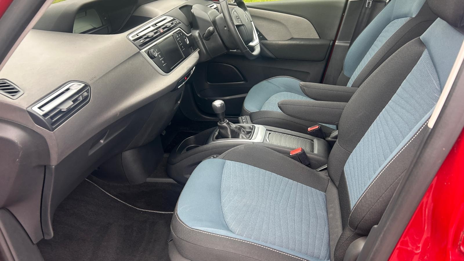 2018 18 CITROEN C4