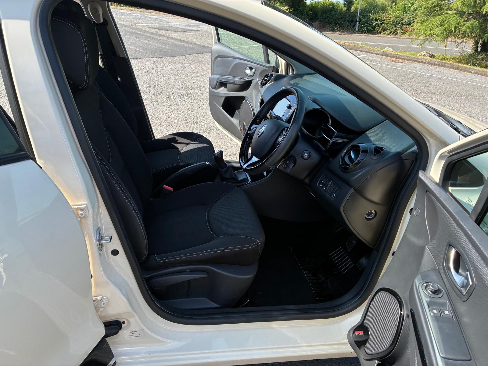 2015 65 RENAULT CLIO
