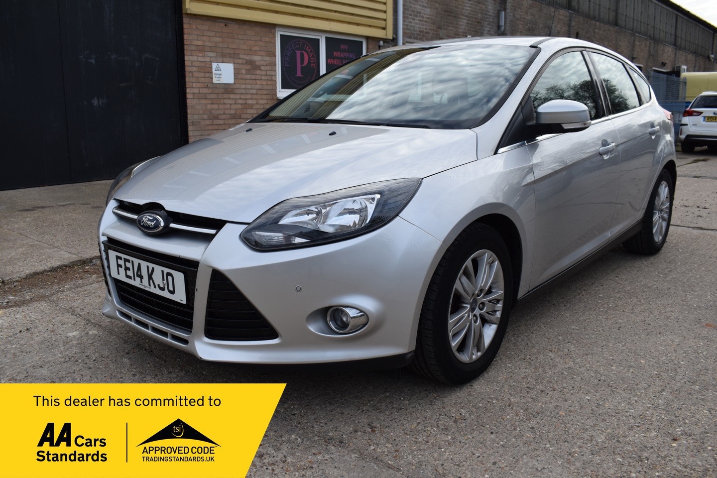 2014 Ford Focus 1.6 Titanium Navigator (125ps) Hatchback Powershift
