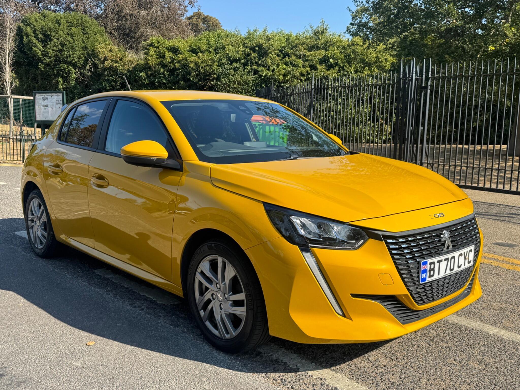 Peugeot 208