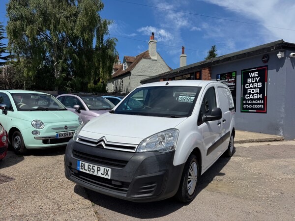 White 2015 Citroen Berlingo Van Front-wheel drive Manual