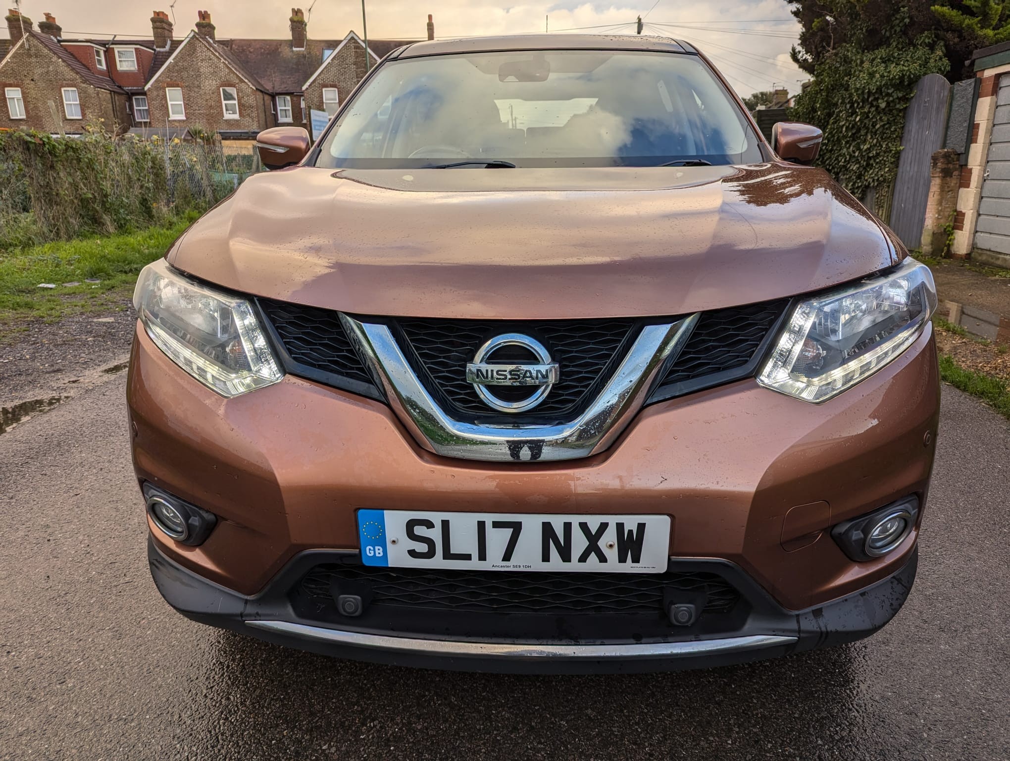 Orange 2017 Nissan X-Trail SUV/Crossover Front-wheel drive Manual