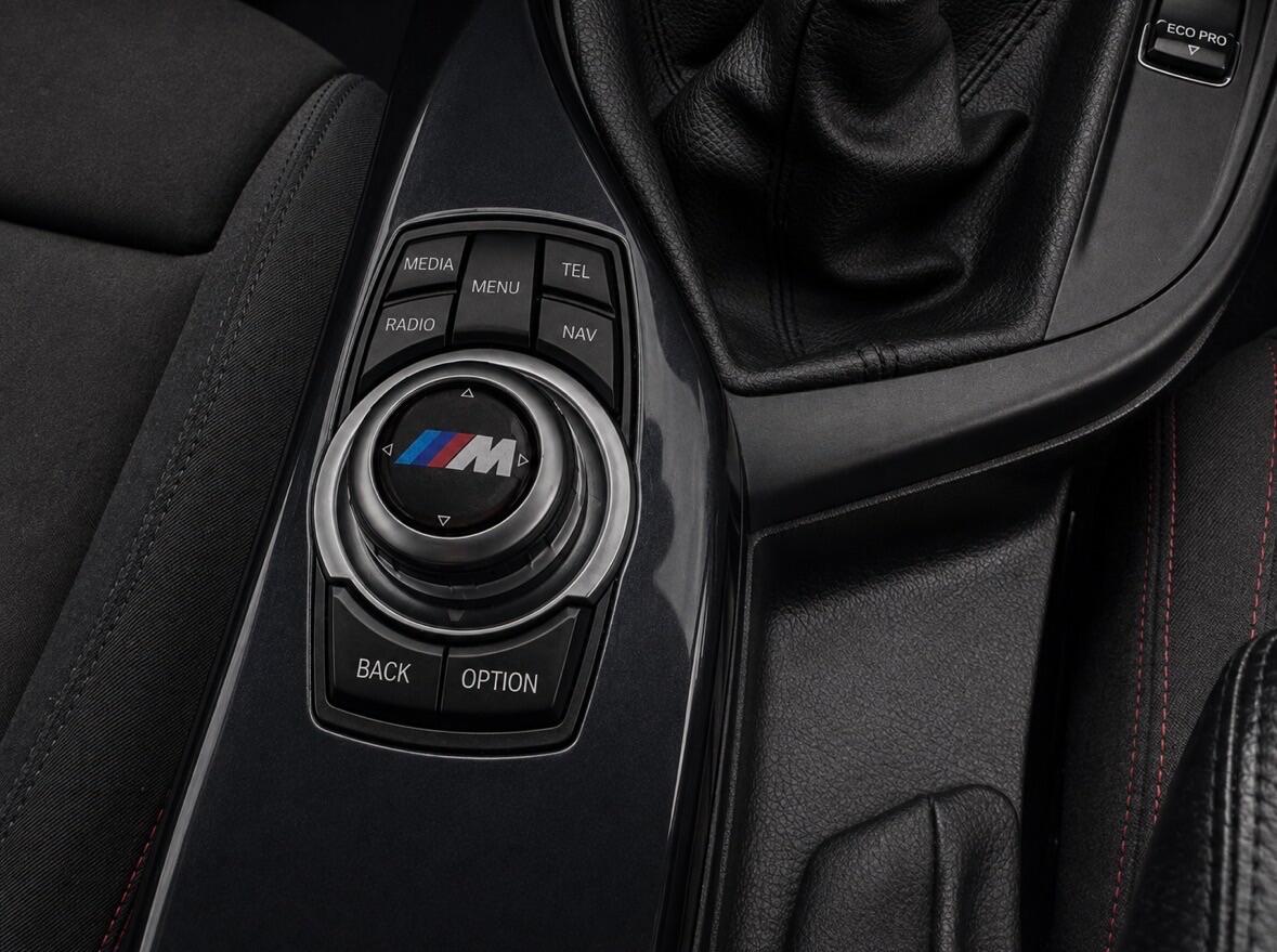 2015 15 BMW 1 SERIES