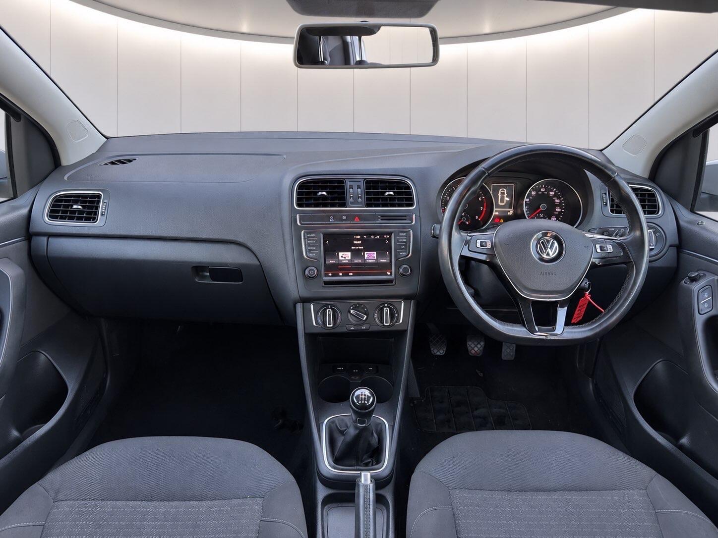 2016 16 VOLKSWAGEN POLO