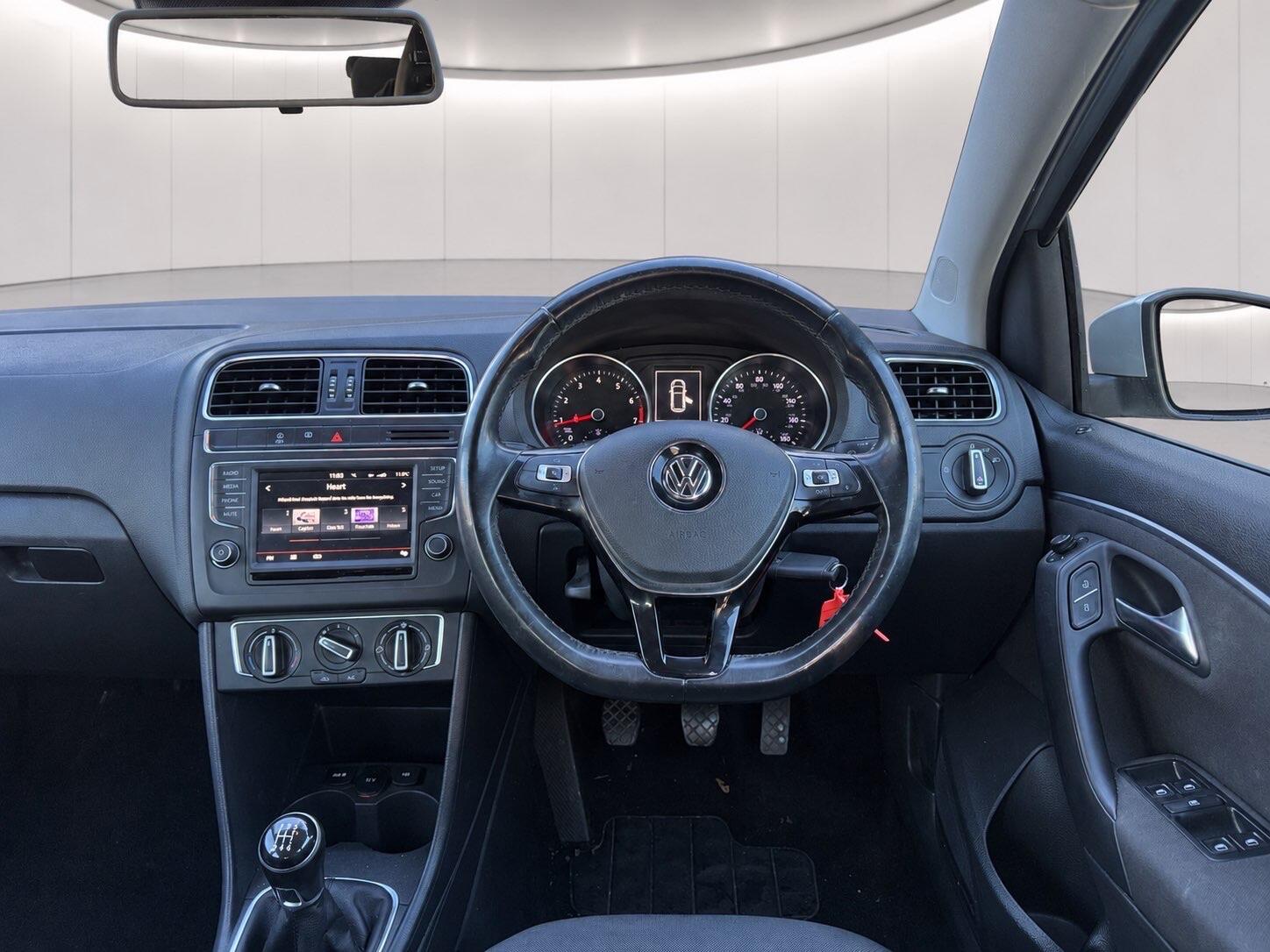 2016 16 VOLKSWAGEN POLO