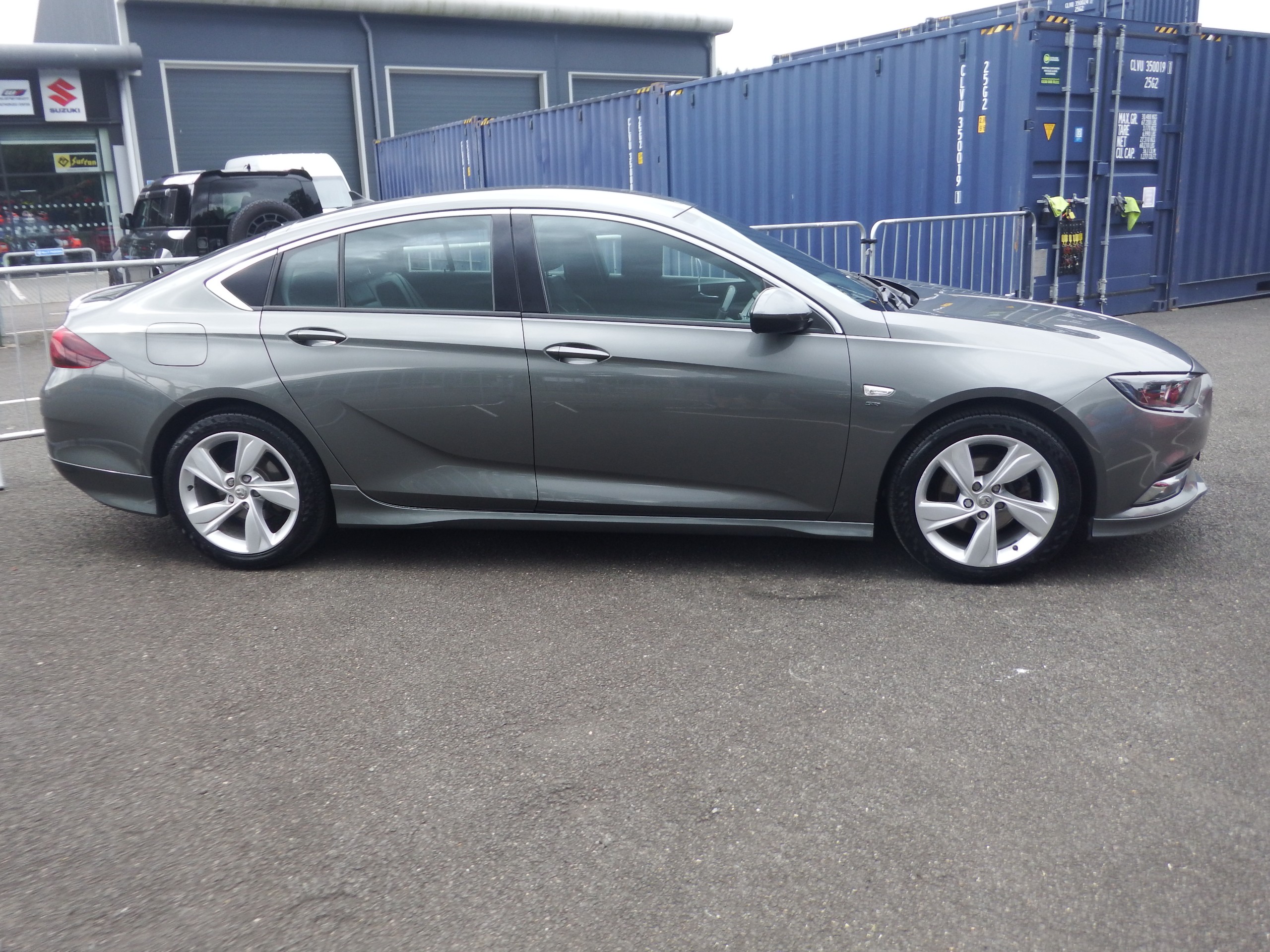Grey 2019 Vauxhall Insignia Estate Front-wheel drive Manual