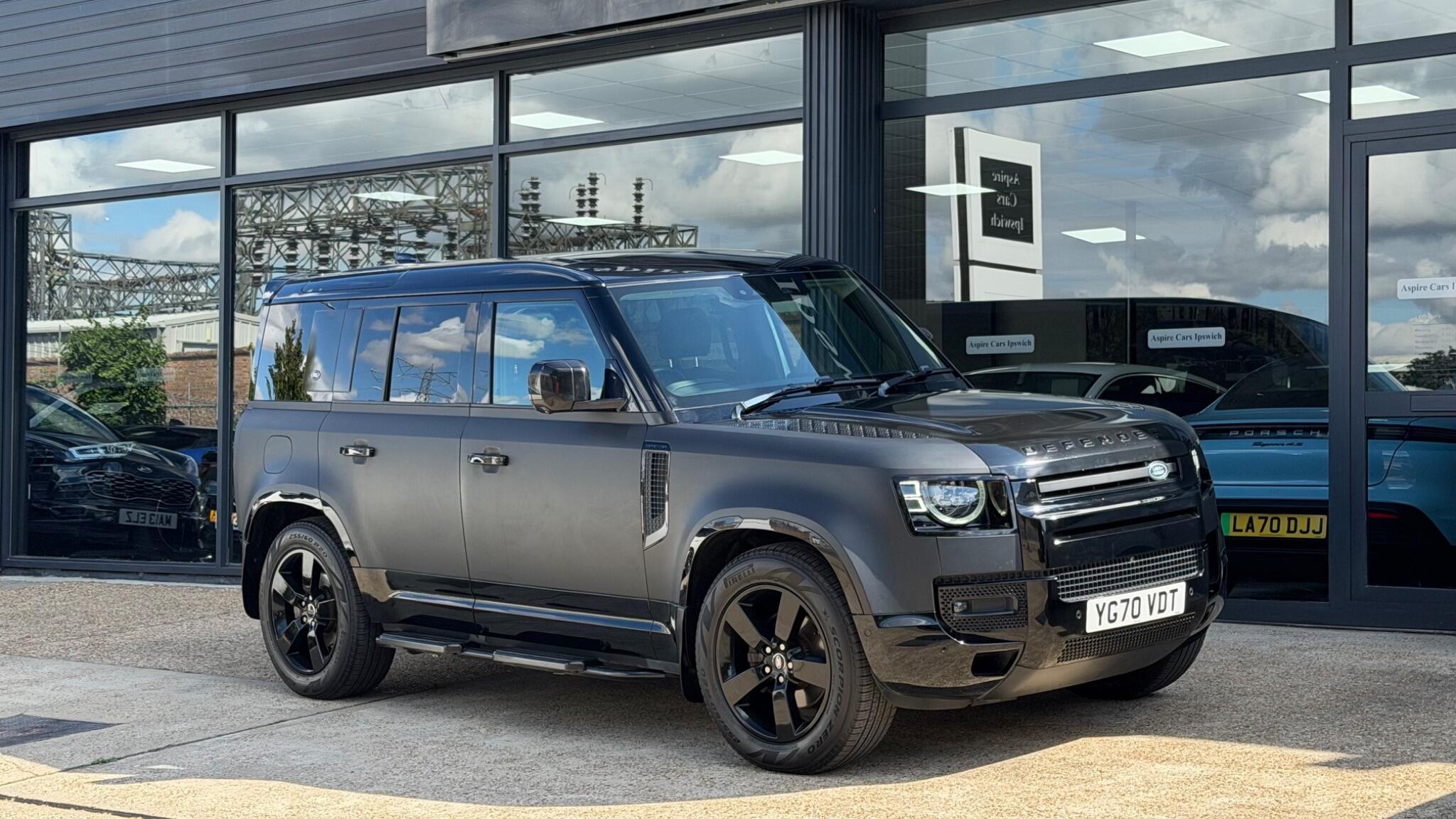Land Rover Defender