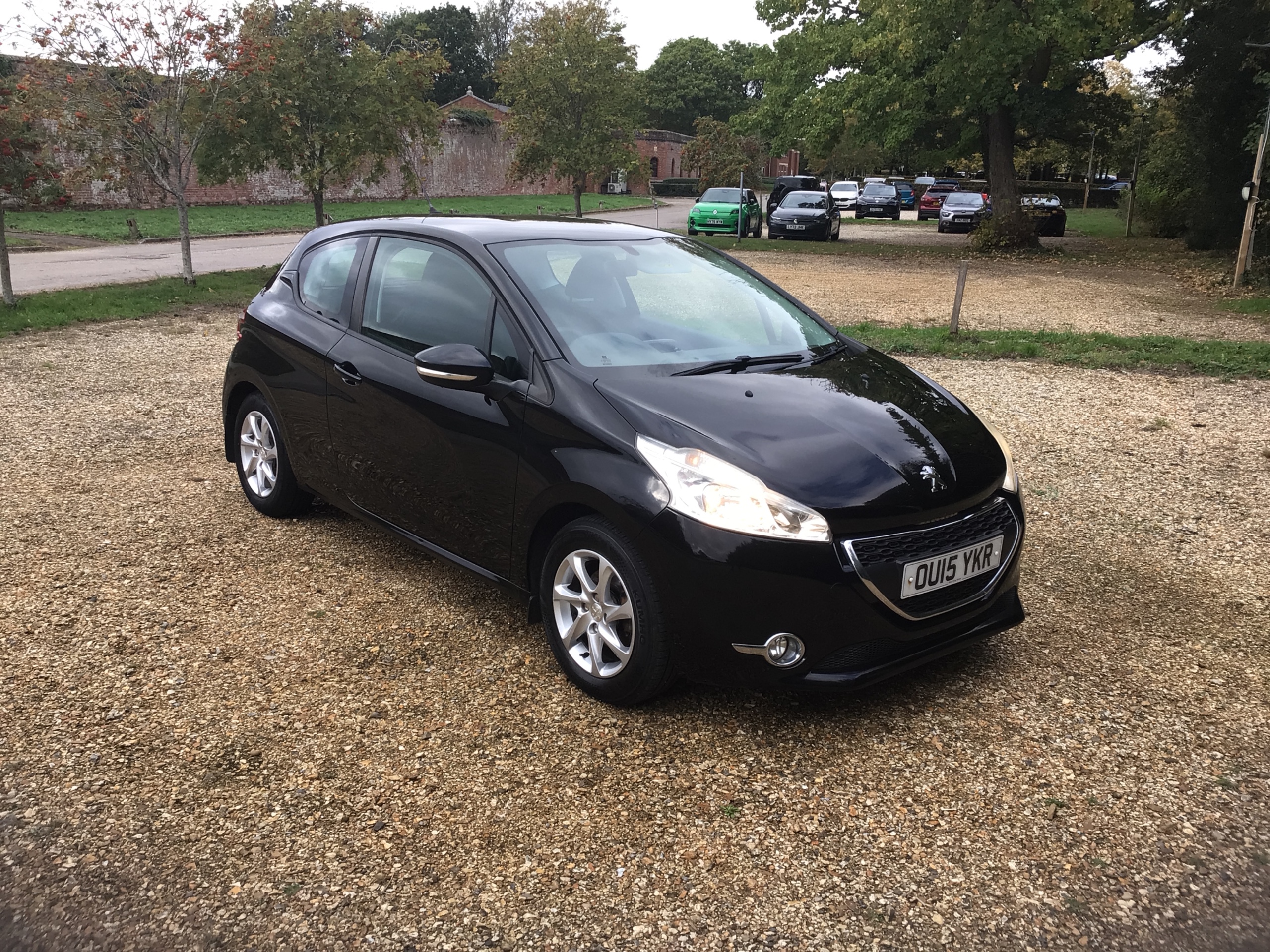 Peugeot 208