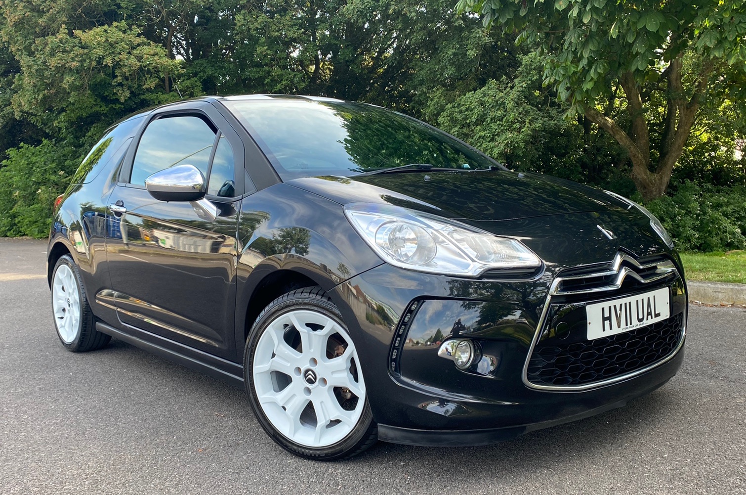 Citroen DS3 1.6 HDi Black 3dr 2011