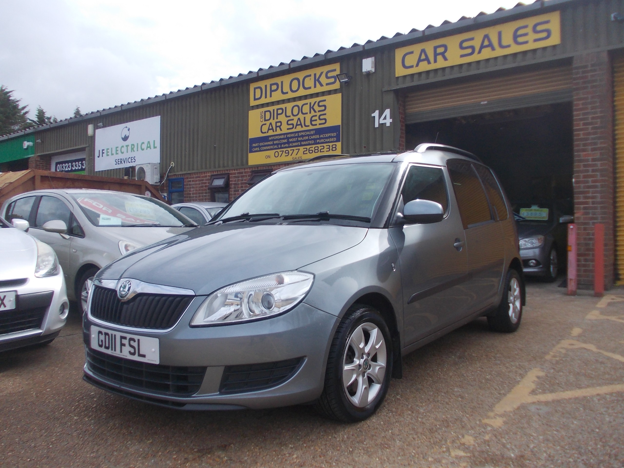 Skoda Roomster 1.6 TDI CR 105 SE 5dr 2011