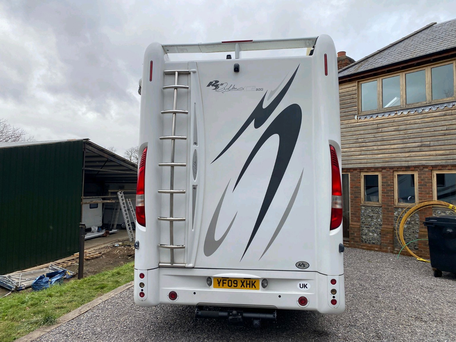 RS Evolution XC2 30G RS Motorhomes with Auto Self Levelling Rams