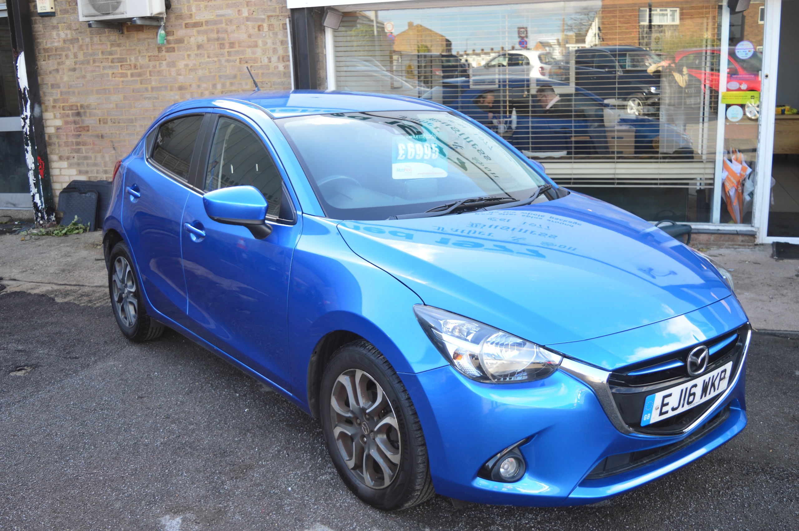 Mazda 2