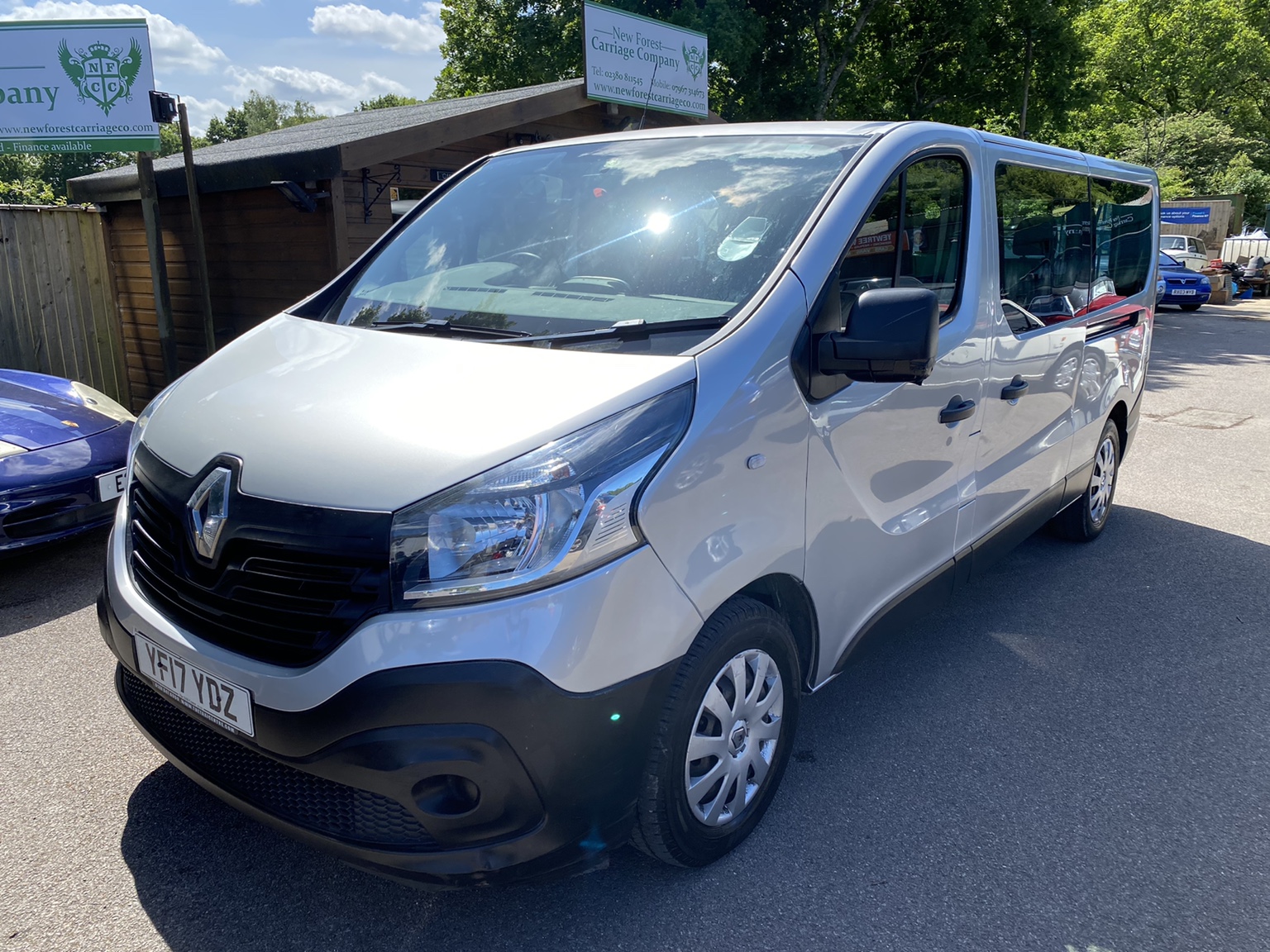Renault Trafic LL29 ENERGY dCi 125 Business 9 Seater 2017
