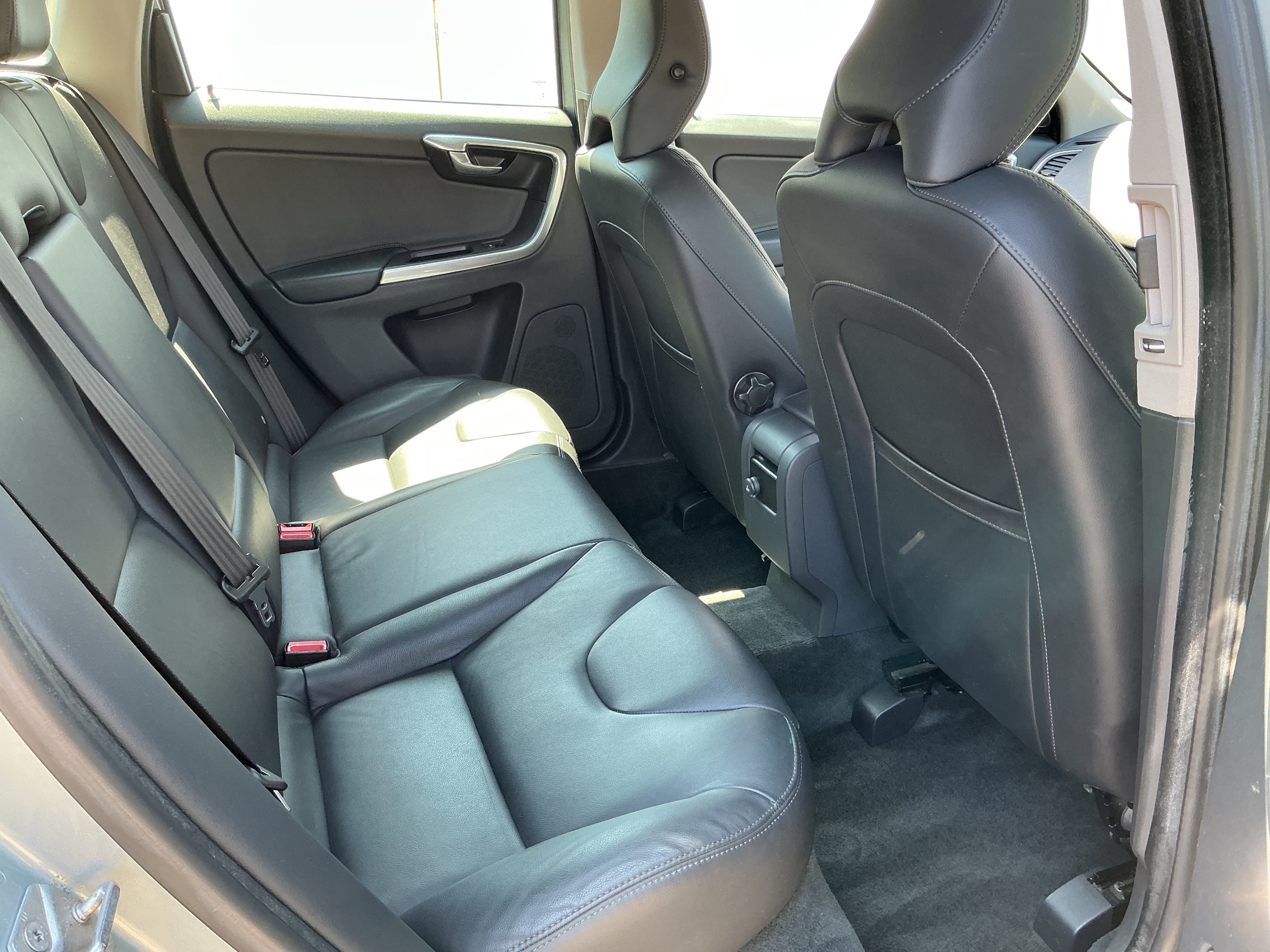 2014 14 VOLVO XC60