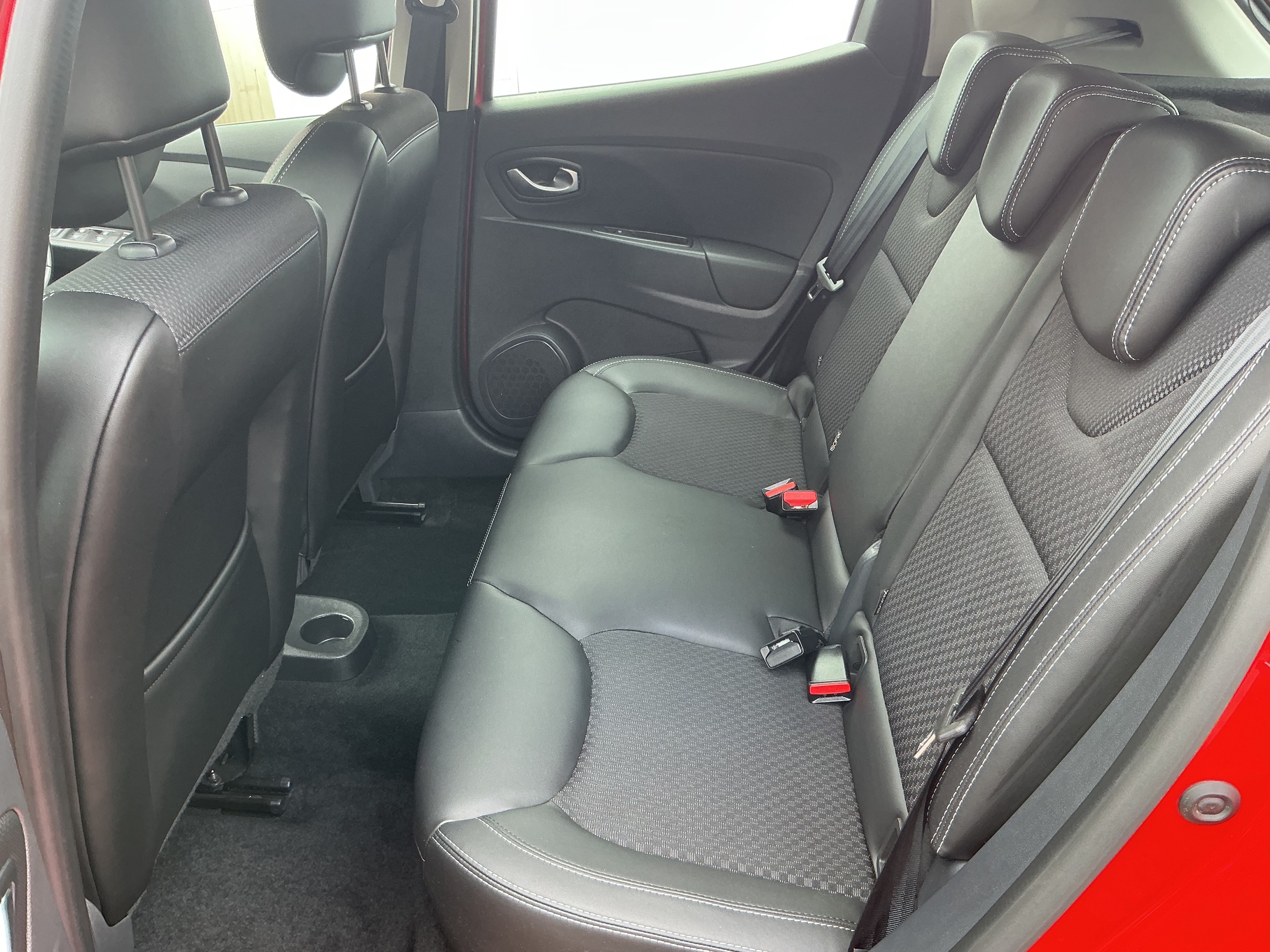 2018 18 RENAULT CLIO