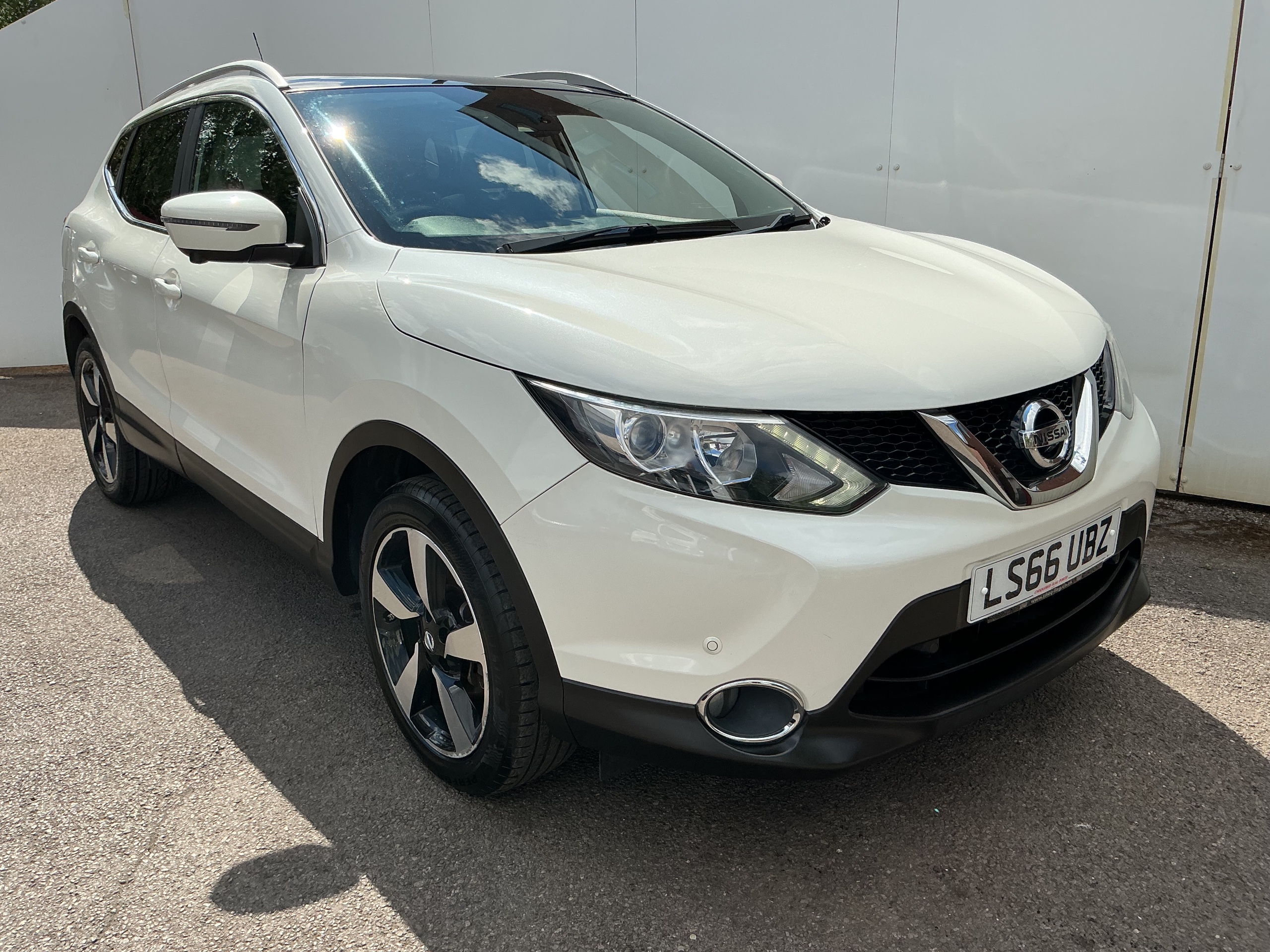 2016 66 NISSAN QASHQAI
