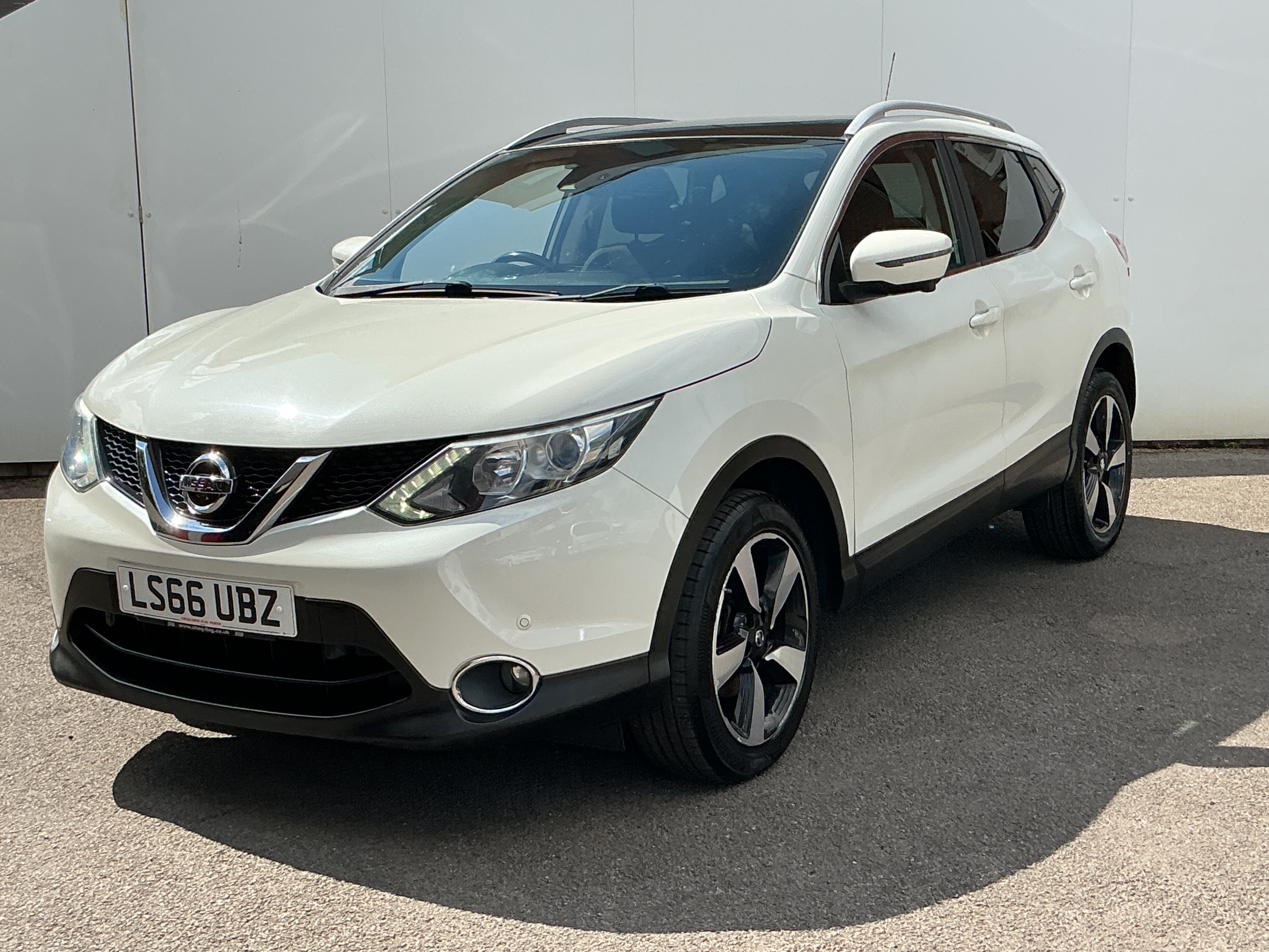 2016 66 NISSAN QASHQAI 1.5 dCi N-Connecta SUV 5dr Diesel Manual 2WD Euro 6 (s/s) (110 ps)