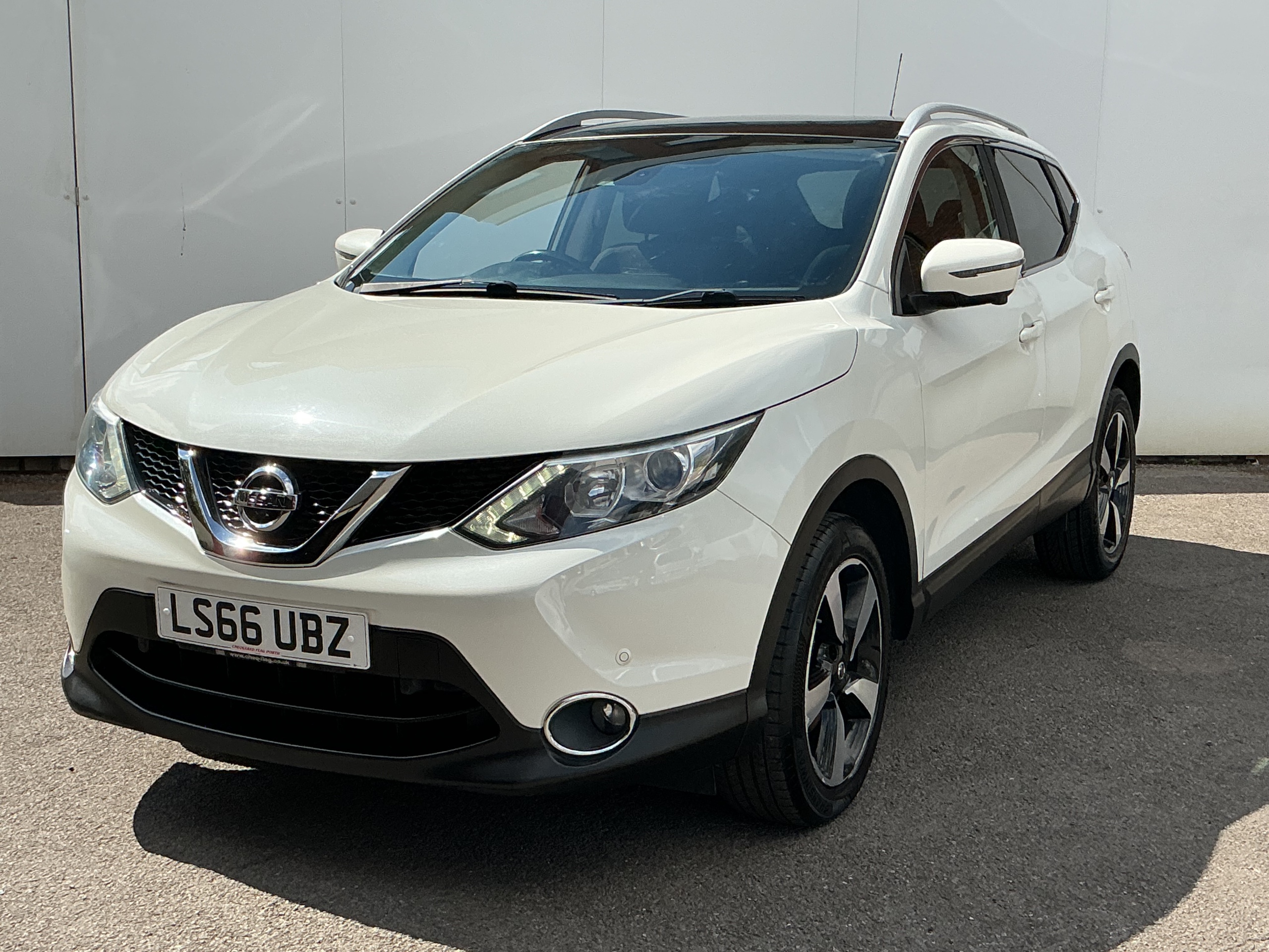 2016 66 NISSAN QASHQAI