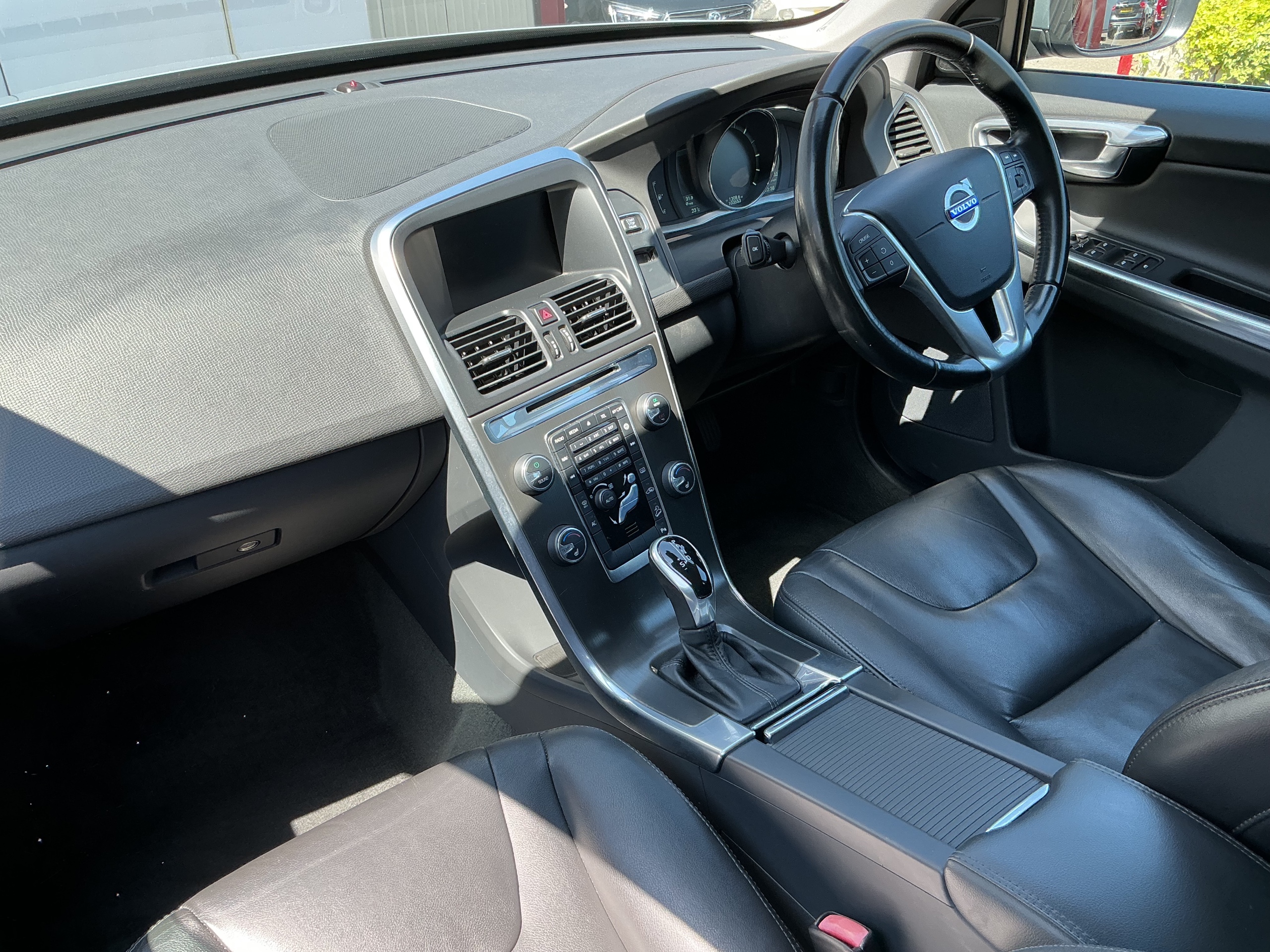 2014 14 VOLVO XC60