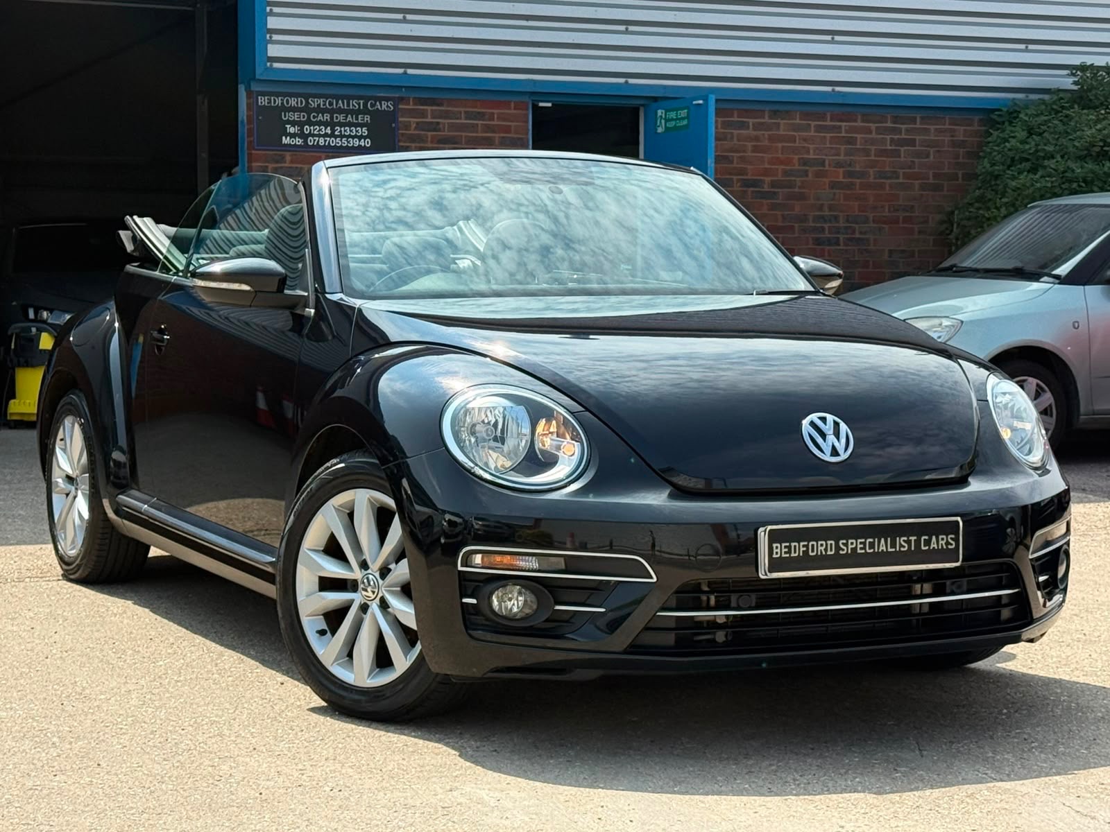 Black 2017 Volkswagen Beetle Convertible Front-wheel drive Automatic