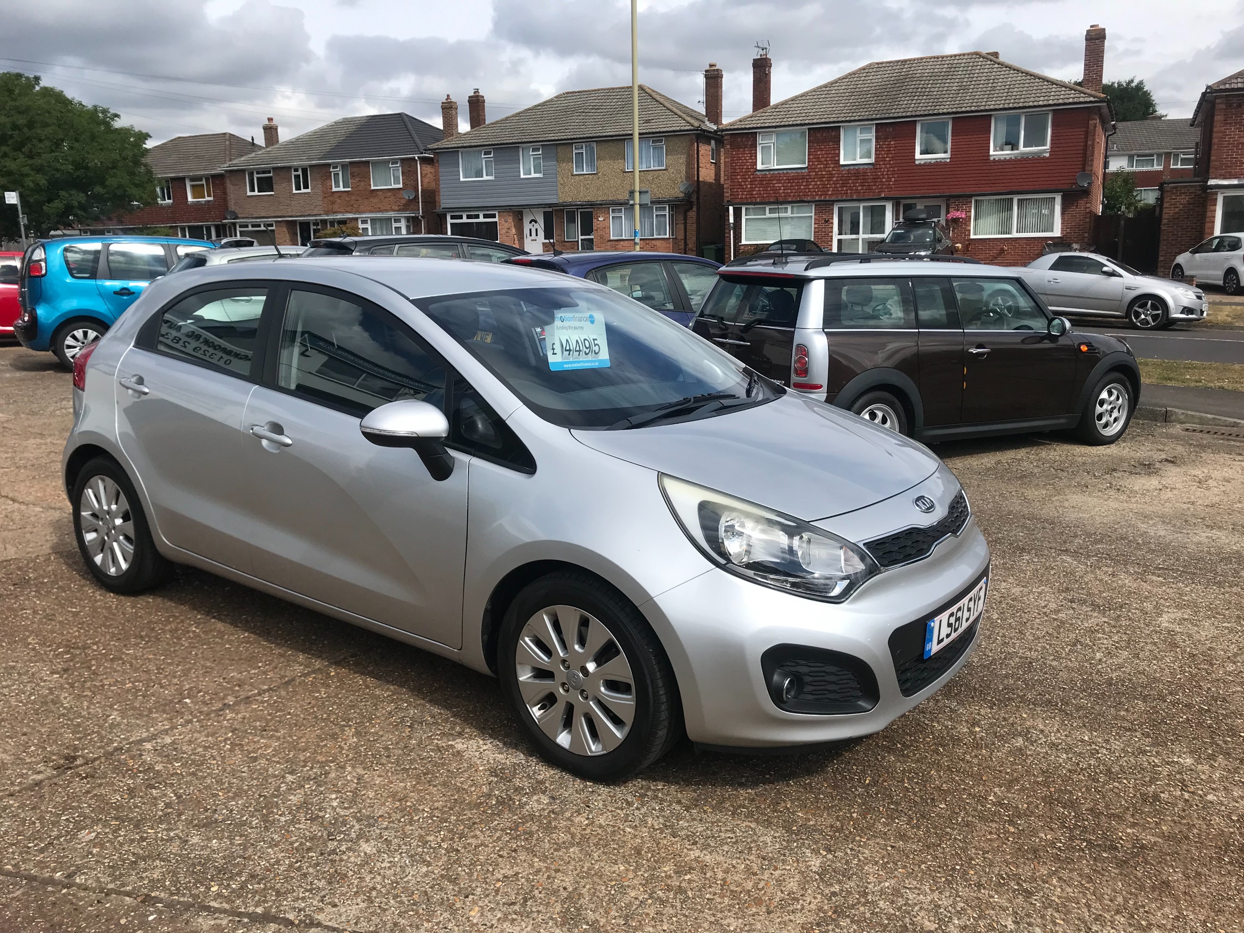 Kia Rio 1.4 2 5dr 2011