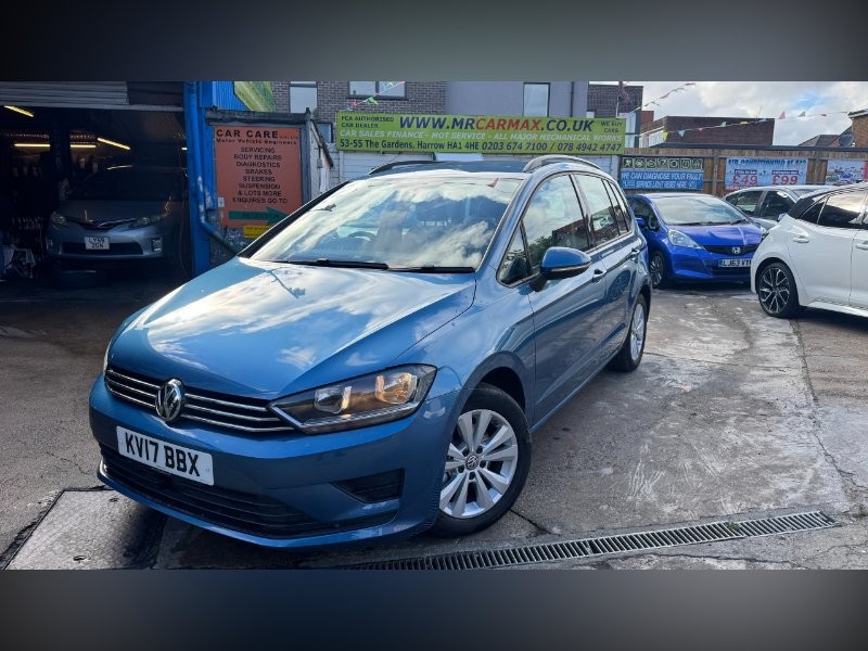 Volkswagen Golf Sv