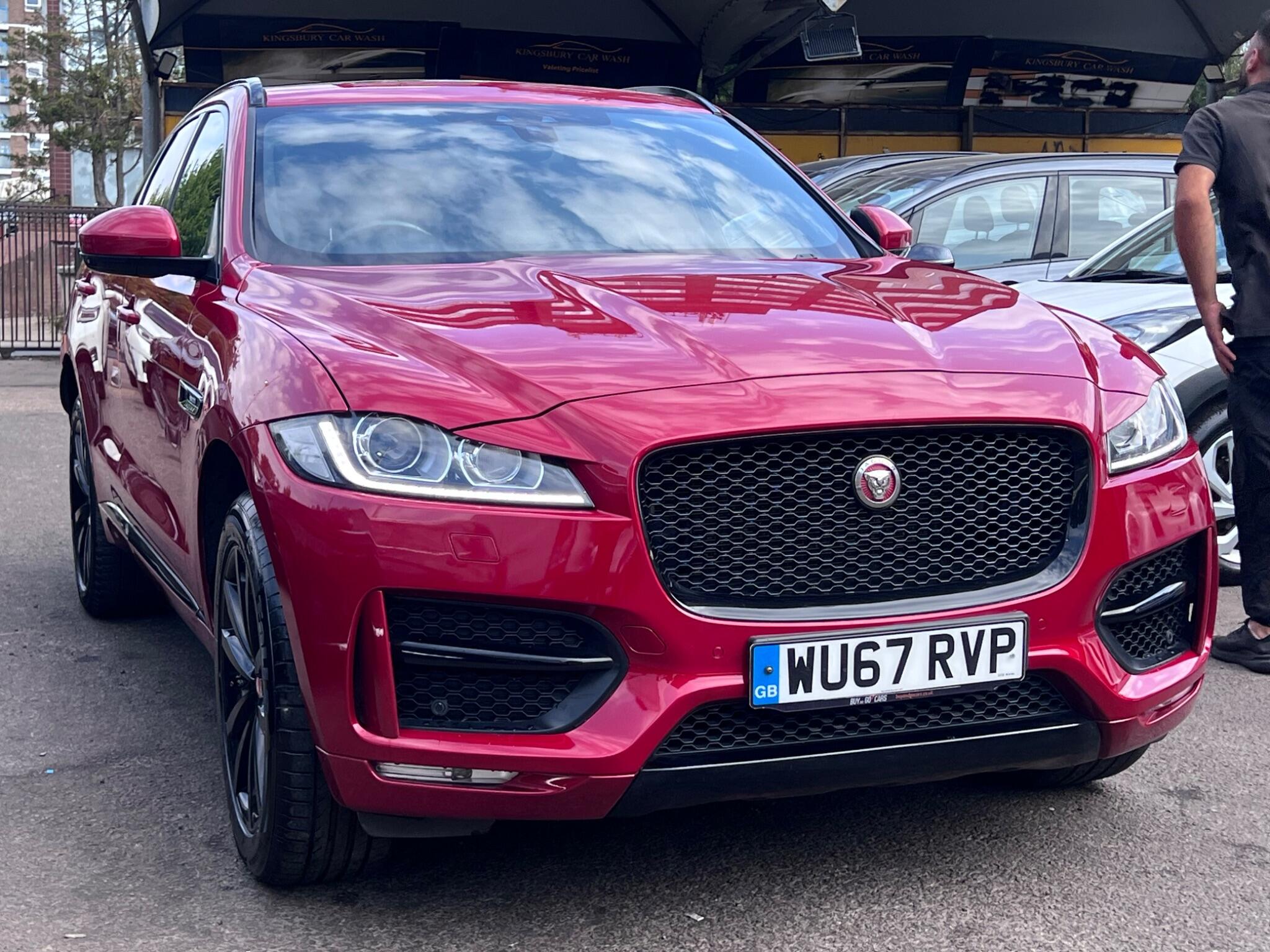 Jaguar F-Pace