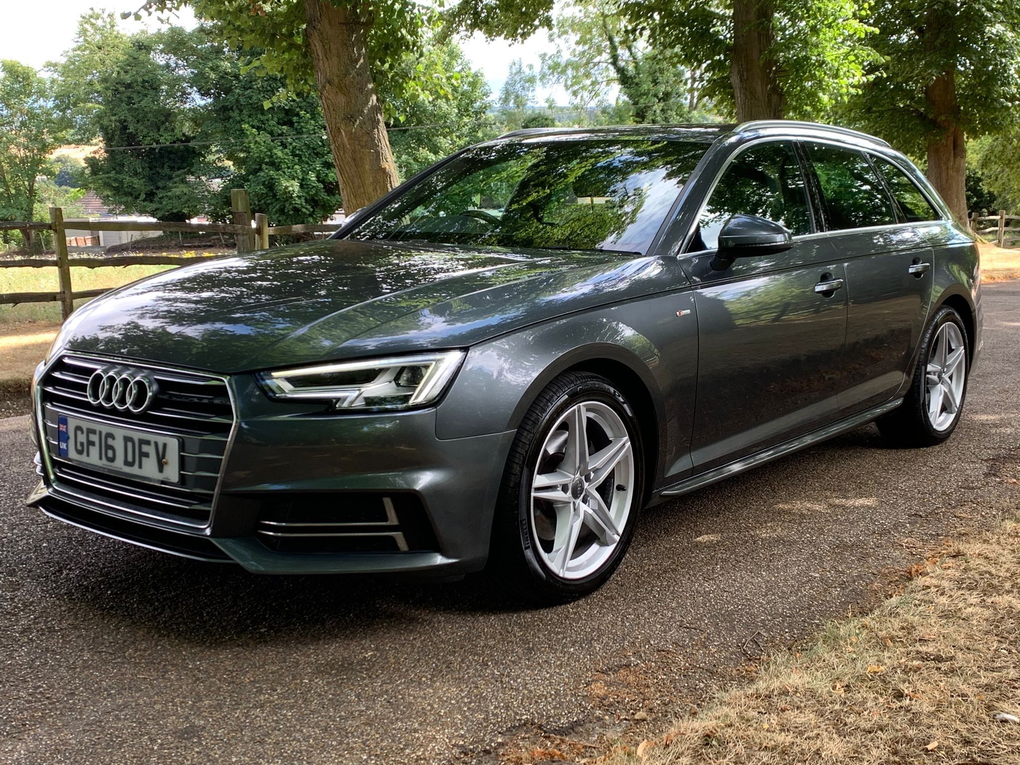 Audi A4 AVANT TFSI S LINE 5-Door 2016