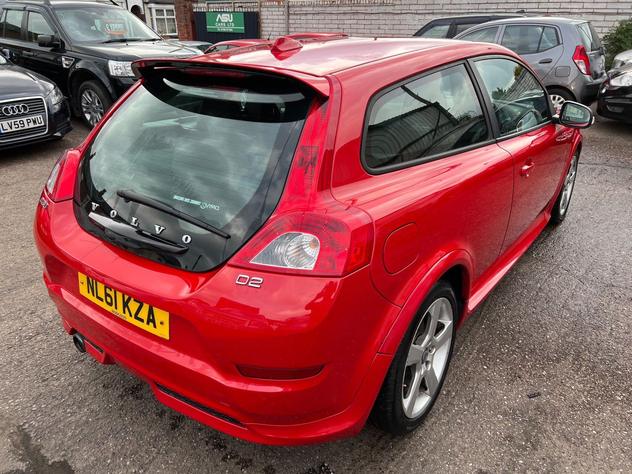 Volvo C30 D2 R-DESIGN 3-Door 2011