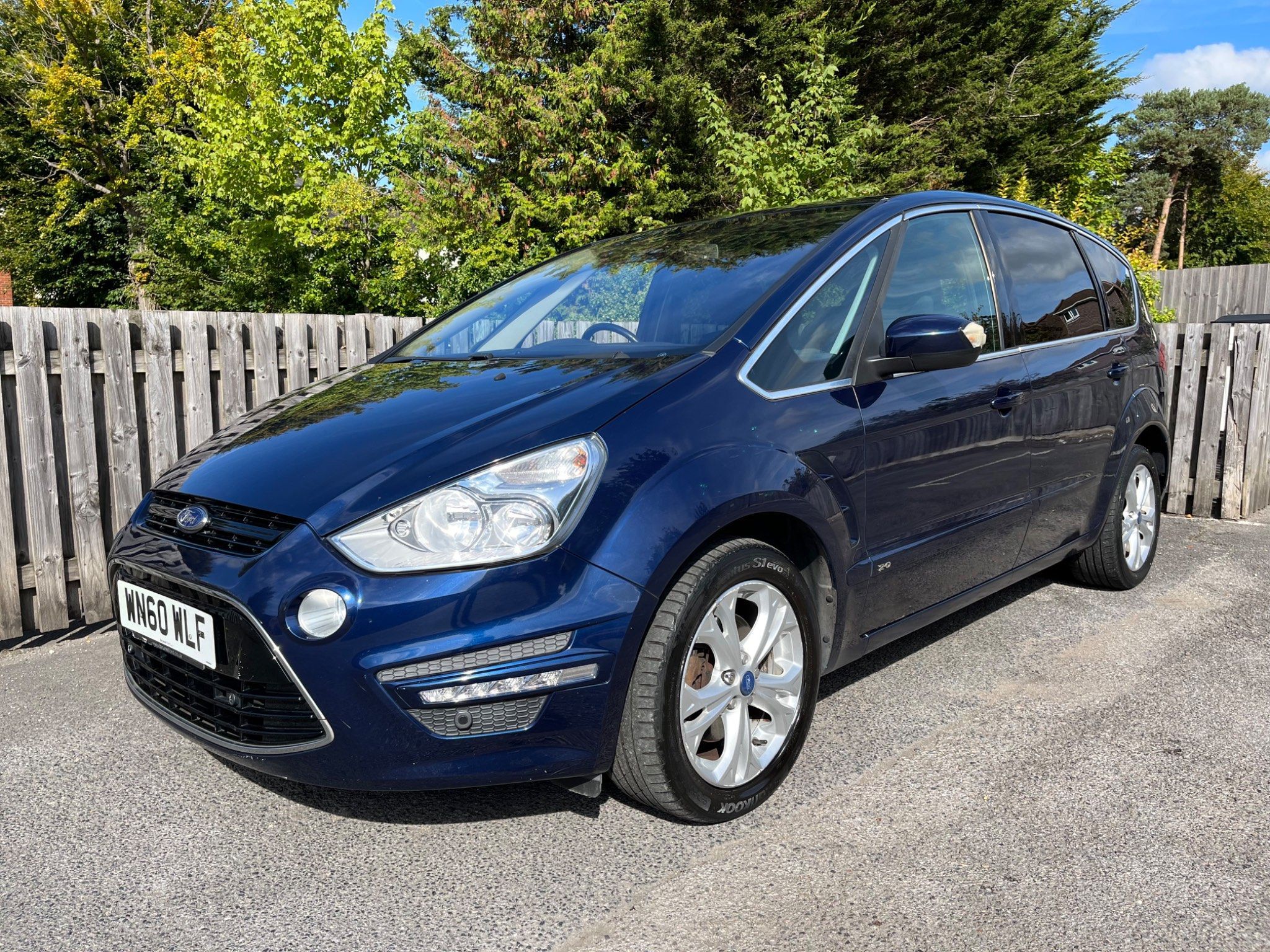 Ford S-Max 2.0 TDCi 140 Titanium 5dr 2010