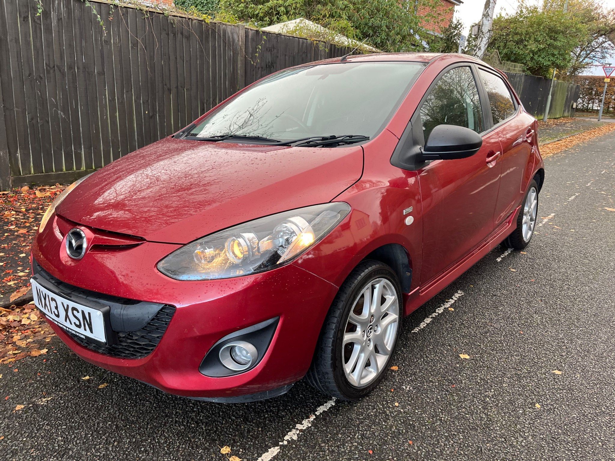 Mazda Mazda2 1.3 Venture Edition 5dr 2013