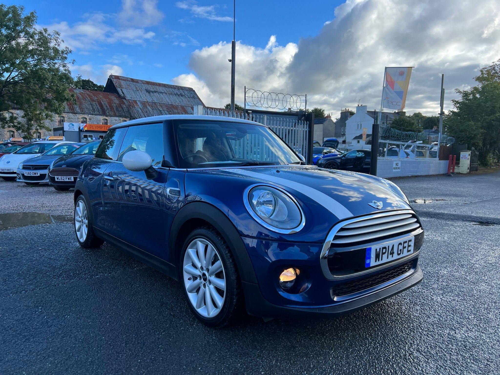 Mini Cooper COOPER 3-Door 2014